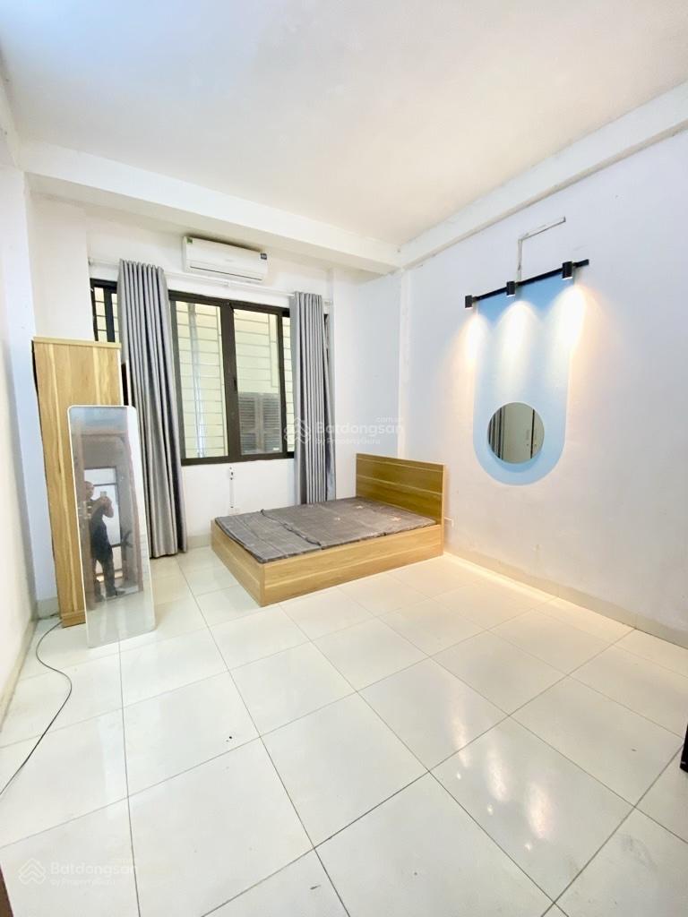 DÂN XÂY PHÂN LÔ 2 MẶT NGÕ DT 40m CHỈ 12,5 TỶ TRUNG TÂM ĐỐNG ĐA Sổ đỏ đẹp sẵn sàng giao