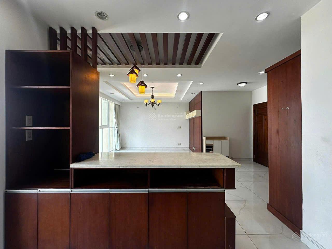 Bán căn hộ Belleza, Phạm Hữu Lầu, Q7, DT: 102m2, 3PN, 2WC, lầu cao, view sông. Giá: 4.860 tỷ