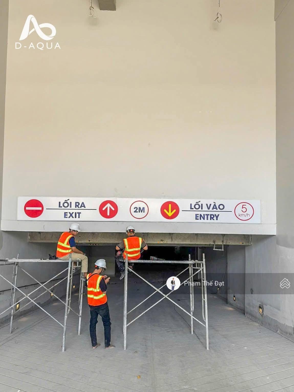 Căn 2PN+ 74m2 góc tầng cao giá công khai 4,75 tỷ chủ thiện chí bán trước tết. LH em Đạt hẹn chủ nhà