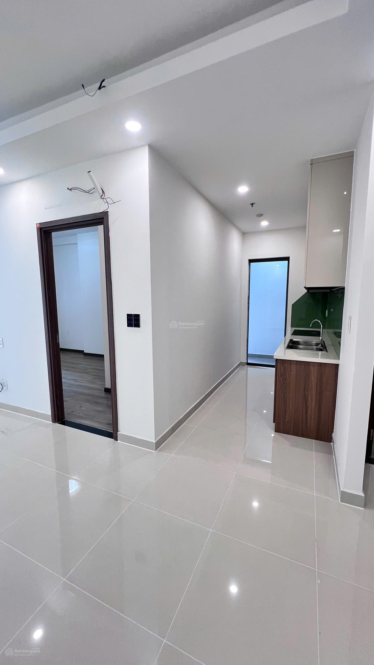 Tôi chính chủ cần bán nhanh căn hộ 2PN tầng trung Q7 Riverside giá 3,820 thu nét về. LH 0902 704 ***