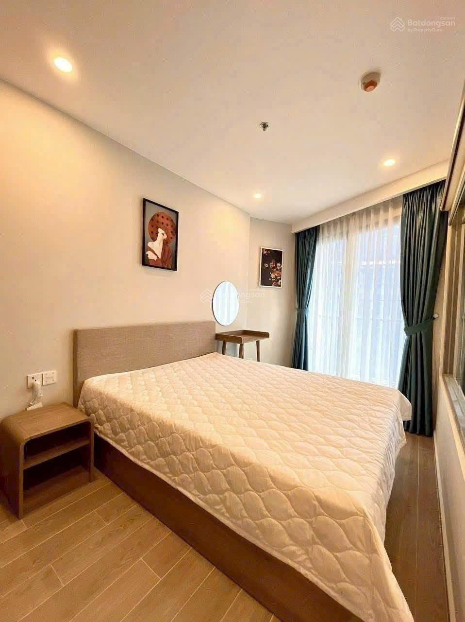 Bán khách sạn 5 tầng - trung tâm Dĩ An, giáp Thủ Đức | Dòng tiền ổn định