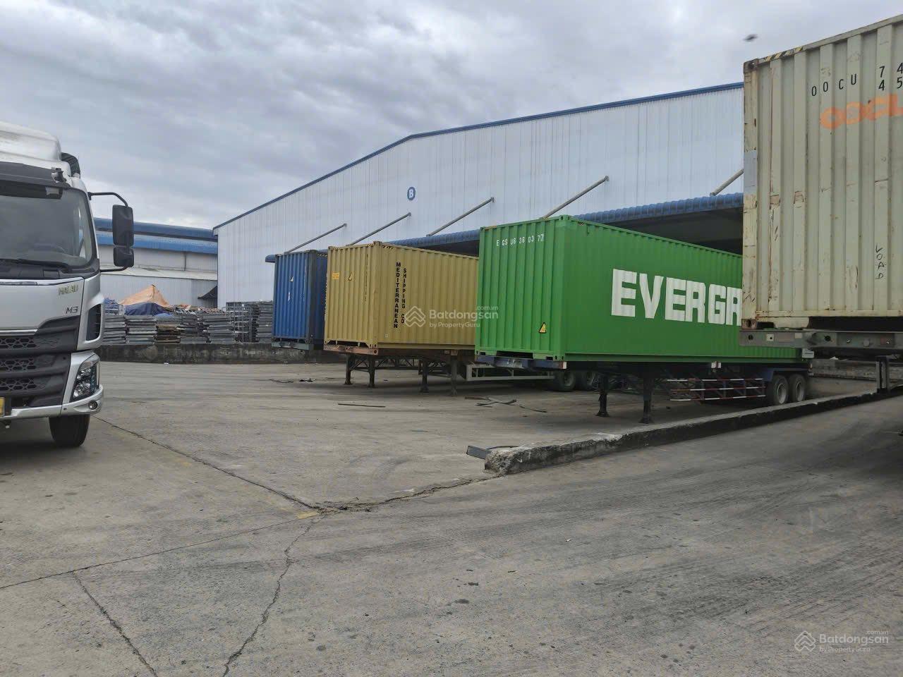 Cho thuê kho DT: 20.000m2 mới đẹp, PCCC tự động tại Thạnh Hóa, Long An, giá thuê: 75k/m2