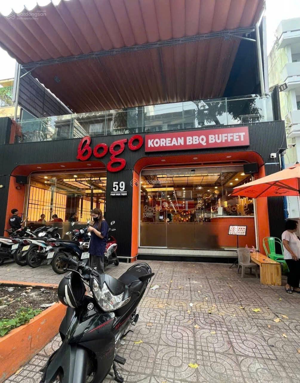 Mặt tiền đường giá tốt nằm ngay Phạm Ngọc Thạch Quận 3