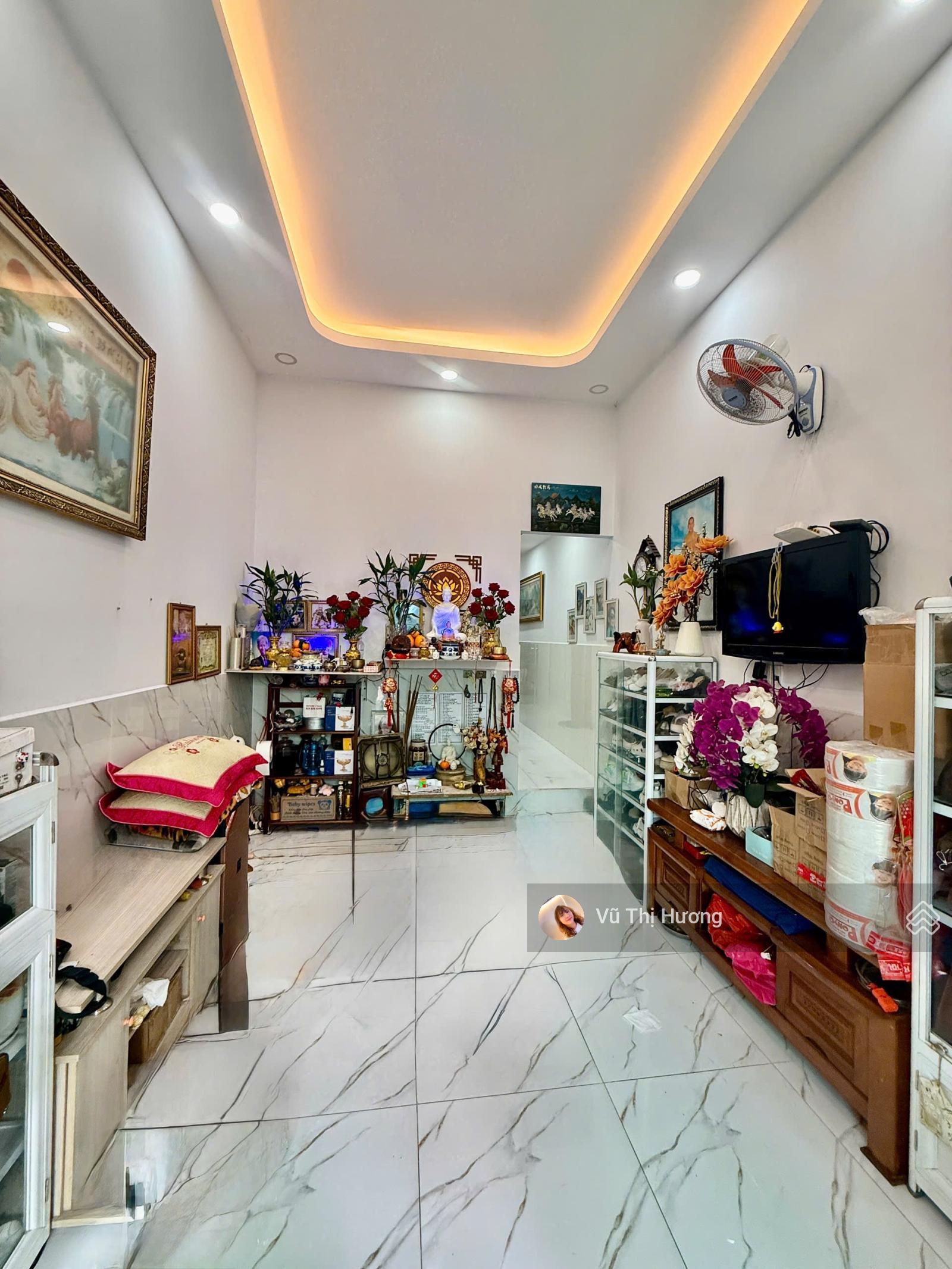 QUẬN 7 - XE HƠI THÔNG - CẠNH ĐH TC MARKETING 4M x 17M CHỈ 7.4 TỶ