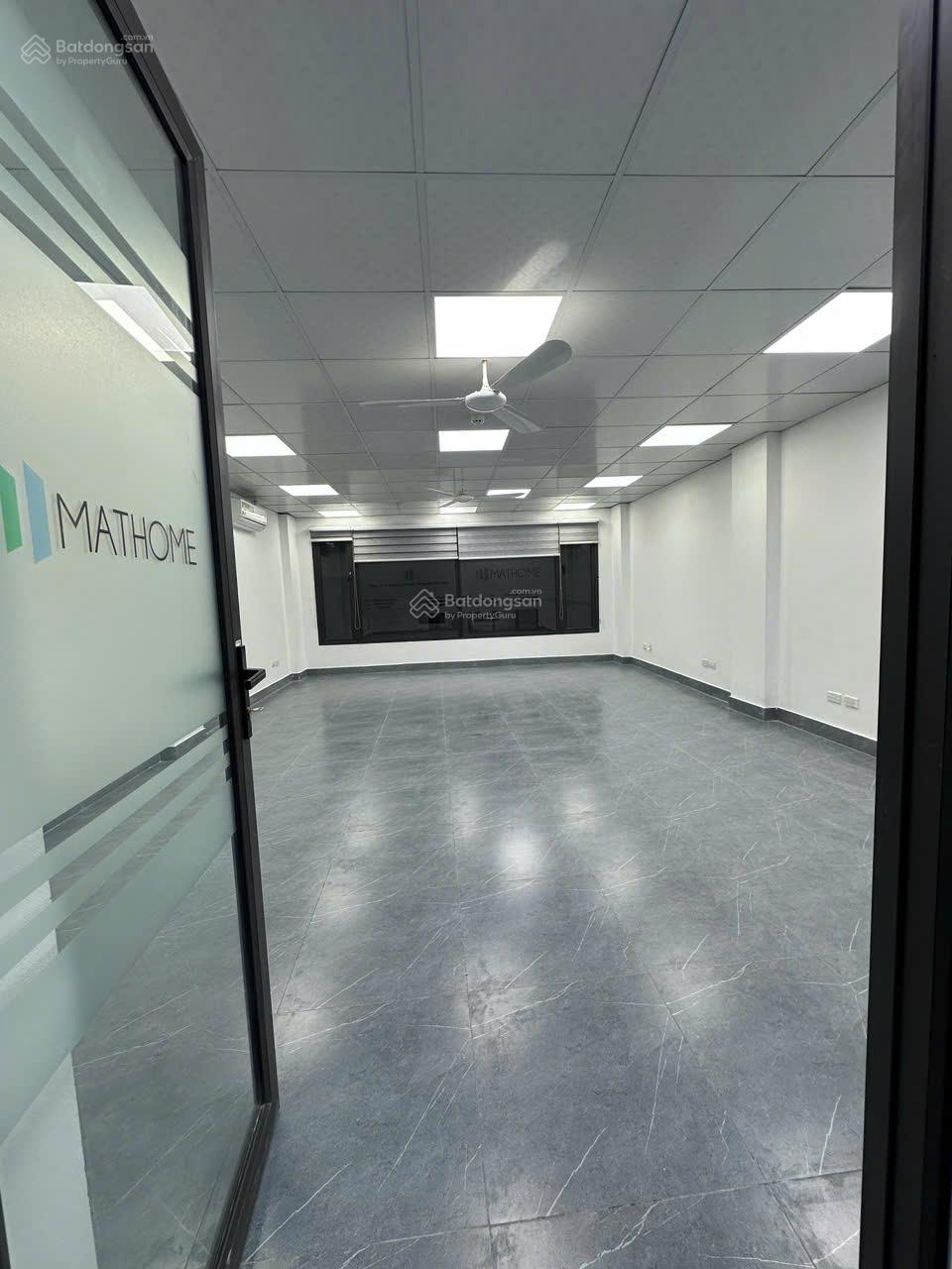 Cho thuê văn phòng Ngay ngã tư Nguyễn Xiển- Khuất Duy Tiến, 60 m2/tầng, sàn thông đẹp như ảnh Cho thuê văn phòng Ngay ngã tư Nguyễn Xiển- Khuất Duy Tiến, 60 m2/tầng, sàn thông đẹp như ảnh