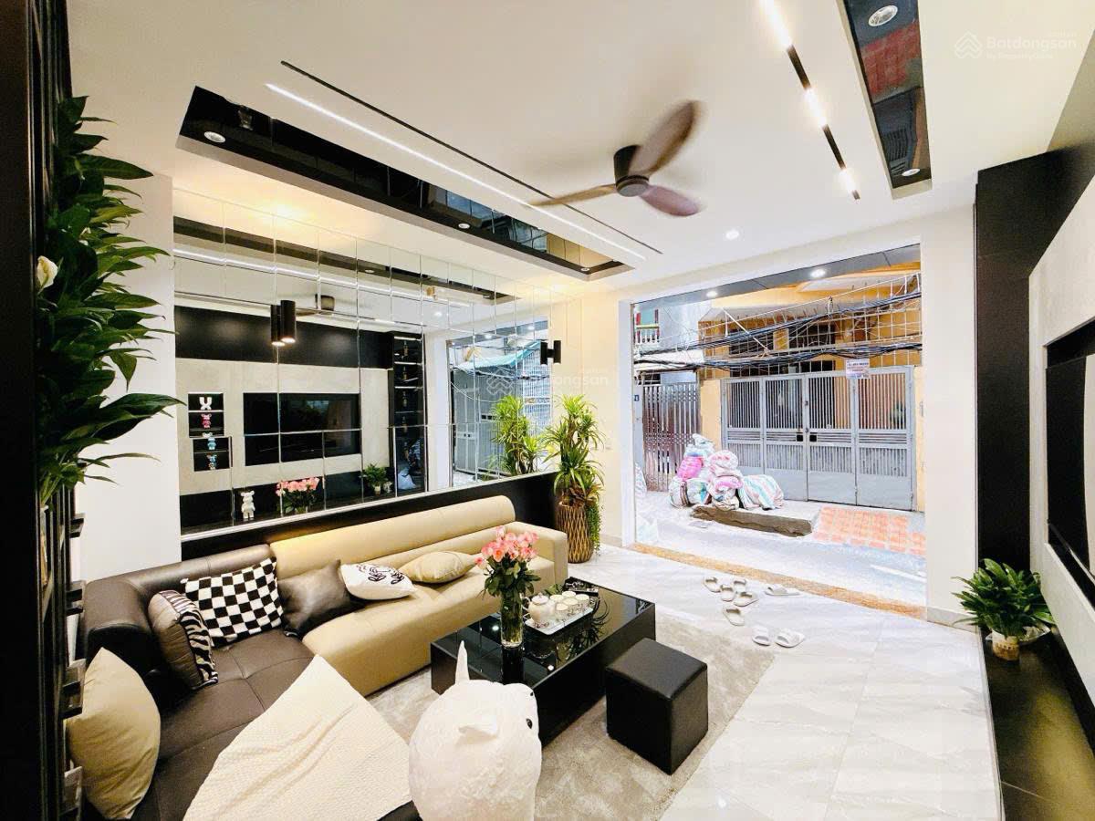 Nhà đẹp Vương Thừa Vũ, 52m2X5T, gần mặt phố, gần ngã tư sở, giá 9,9 tỷ (Cam kết nhà thật giá chuẩn) Nhà đẹp Vương Thừa Vũ, 52m2X5T, gần mặt phố, gần ngã tư sở, giá 9,9 tỷ (Cam kết nhà thật giá chuẩn)