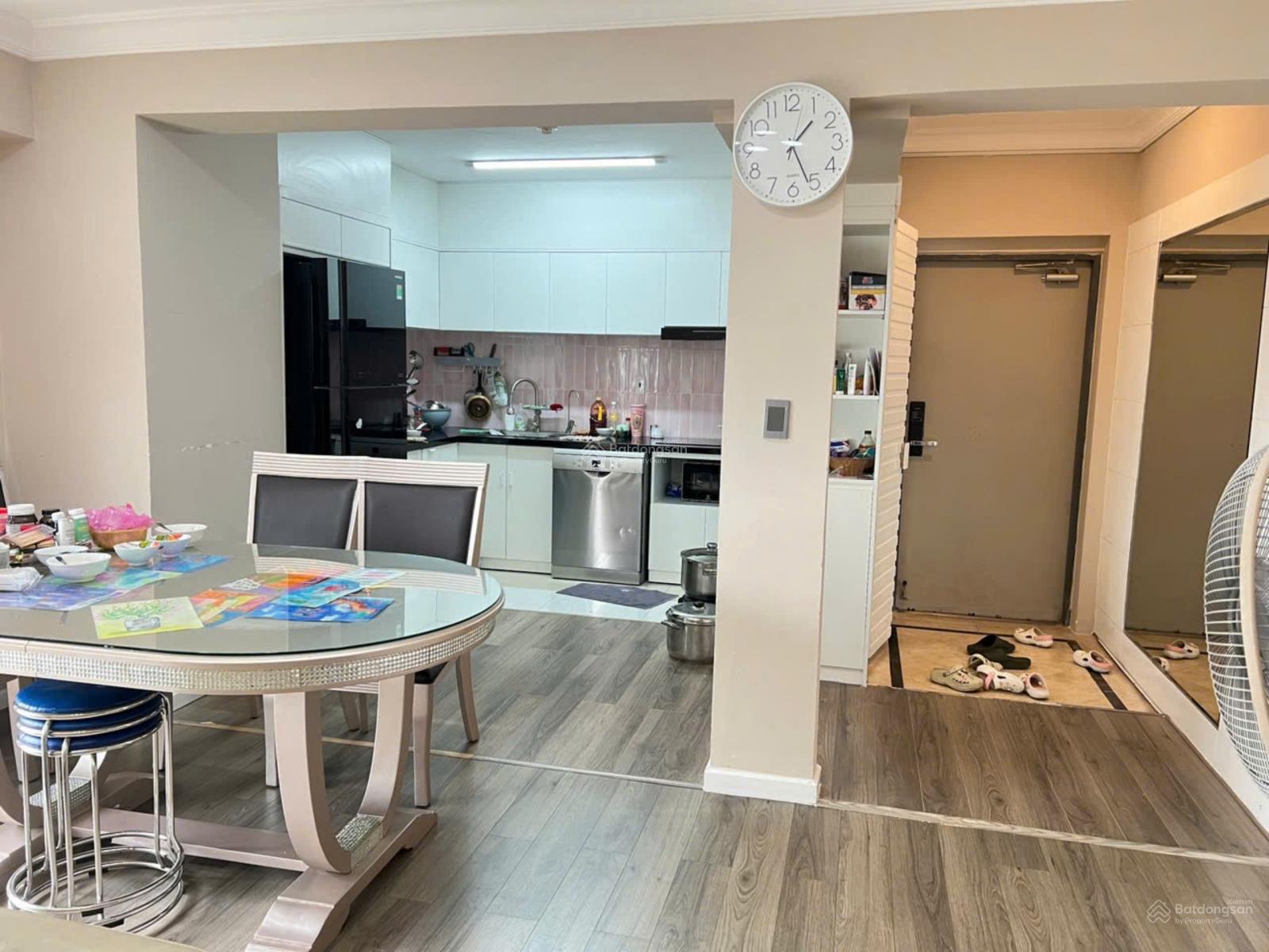 Bán CHCC Cantavil Q2 (98m2 3PN, giá 7,7 tỷ)(120m,3pn giá 8,2ty)SH, căn góc thoáng , vị trí đắc địa