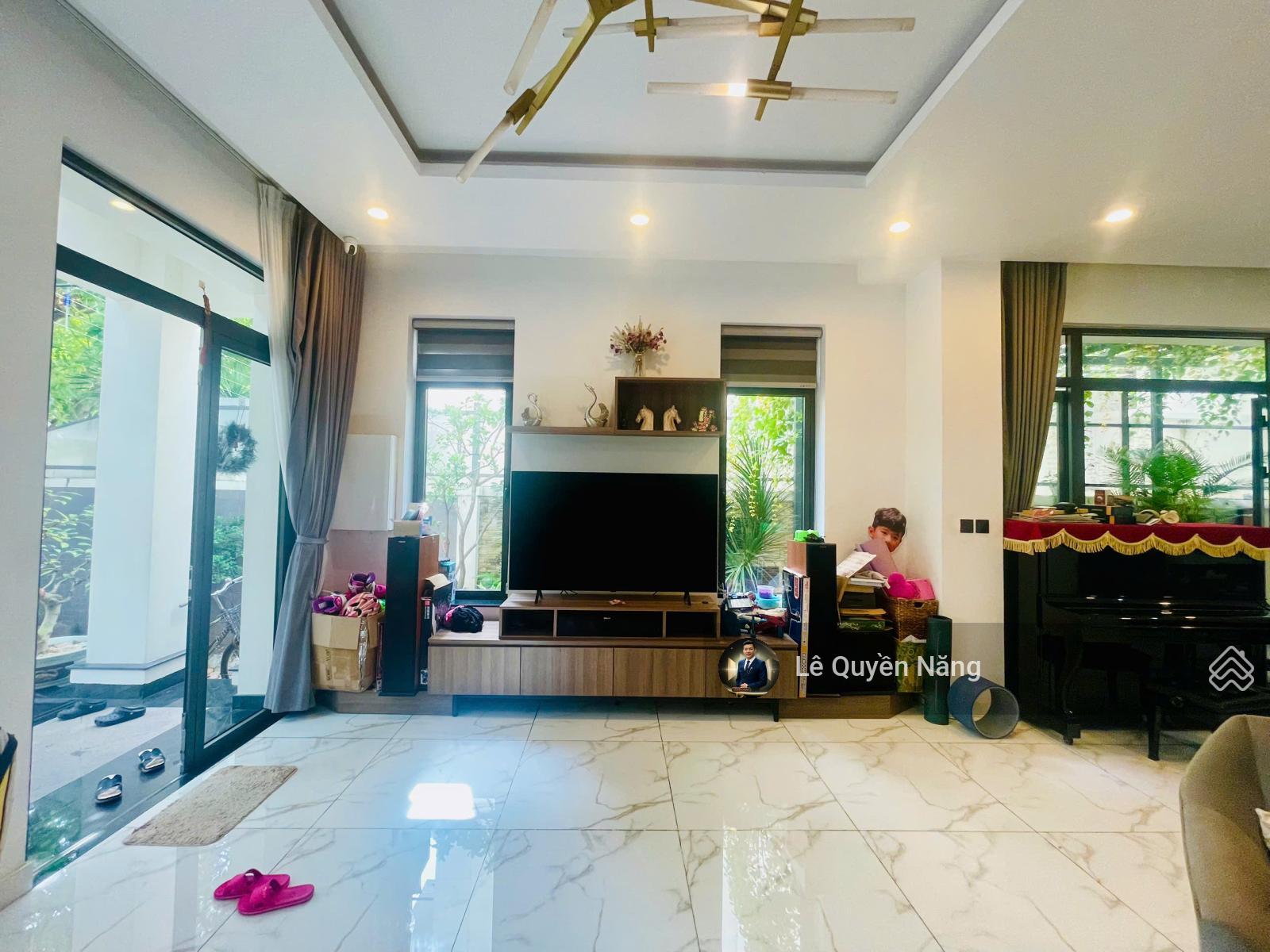 Biệt thự vip view hồ Lakeview City, giá 45 triệu đầy đủ nội thất cao cấp, vào ở ngay. LH 0911 738 ***