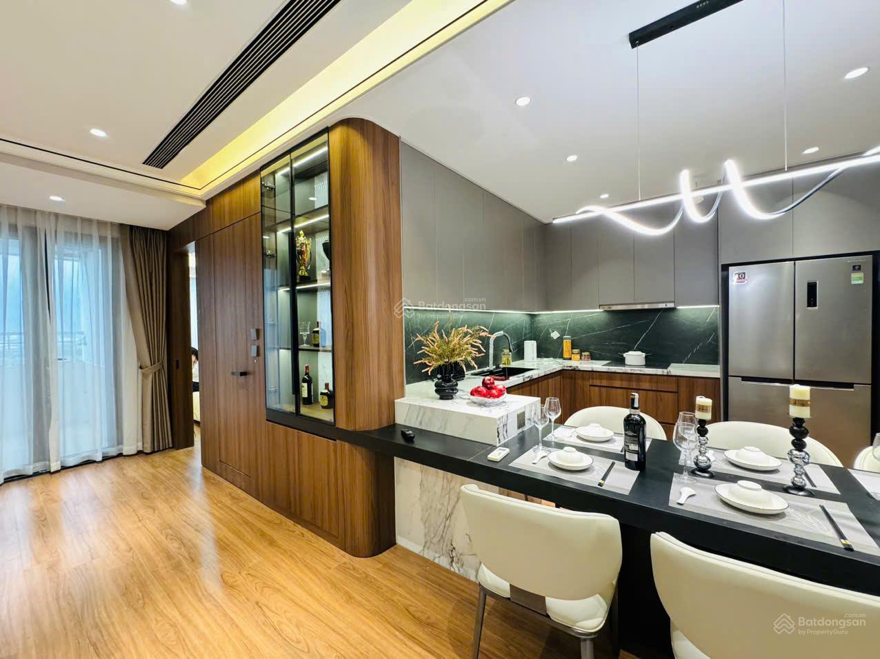 Bán chung cư F4 mặt phố Trung Kính - 90m2 - 3 ngủ nhà cực đẹp - 7 tỷ 0988 579 ***