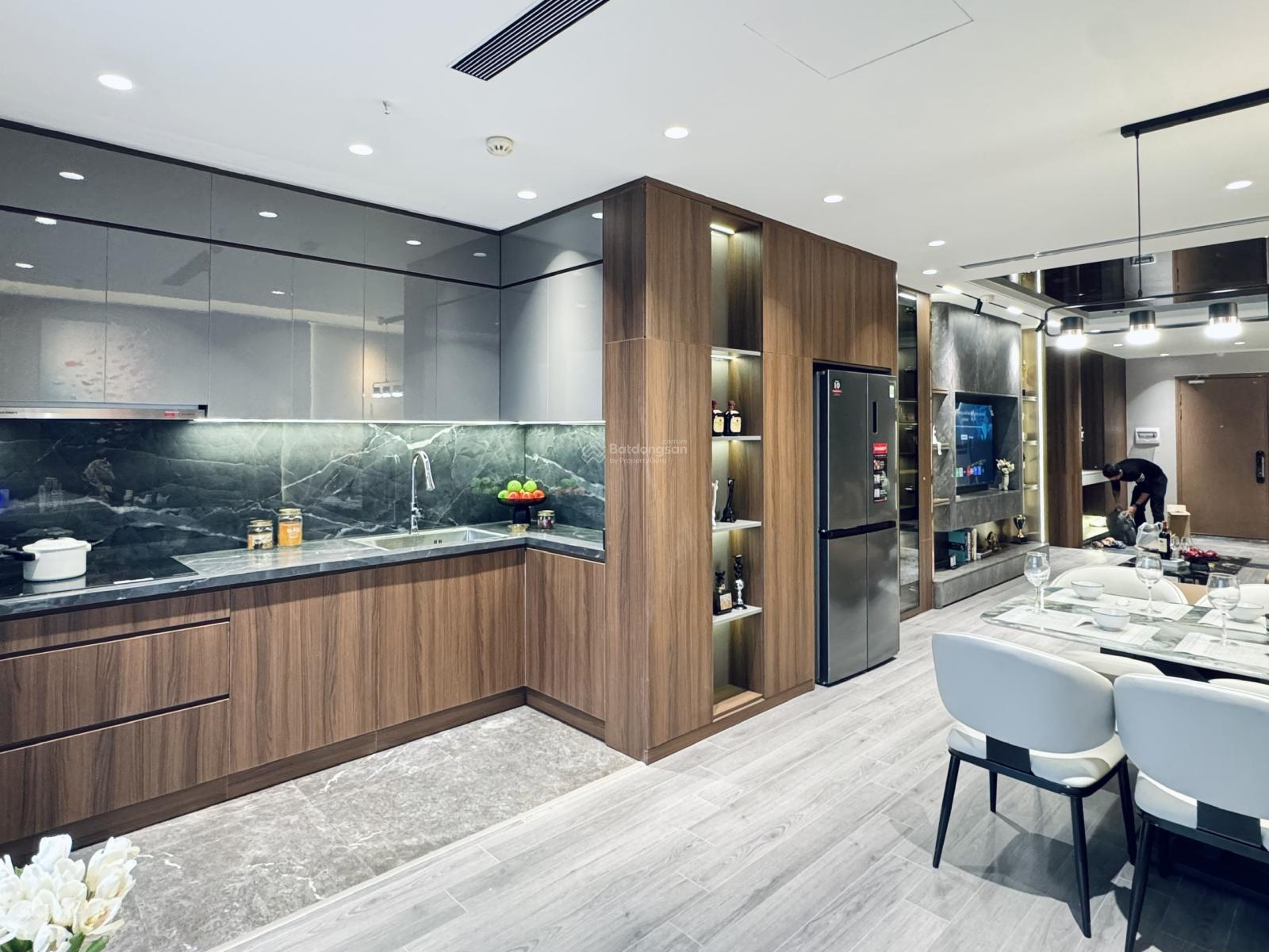 Hót! Giá rẻ nhất khu - Bán 25T - N05 Đông Nam Trần Duy Hưng, căn góc, 159m2 - 13 tỷ - 0988 579 ***