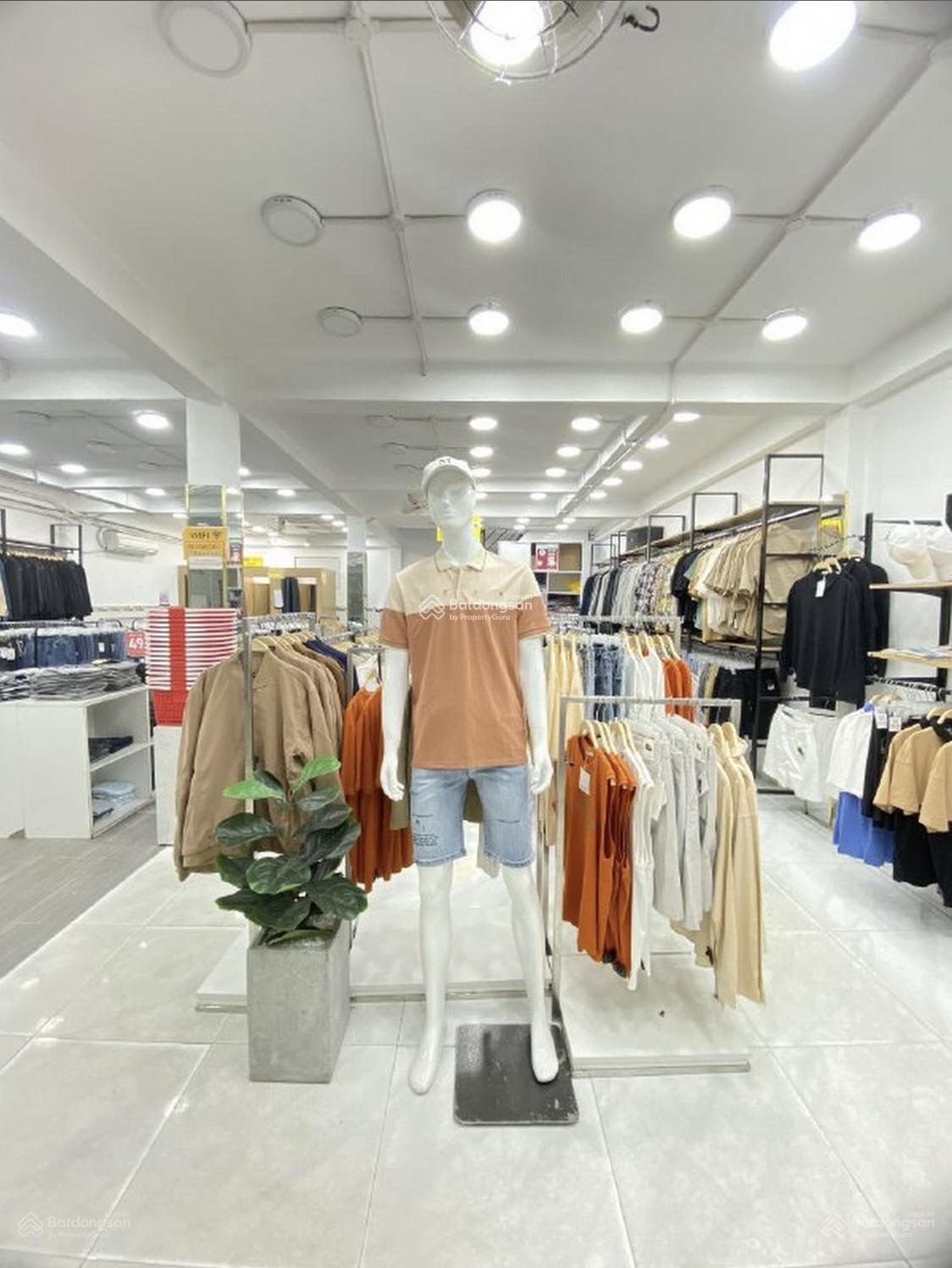 Siêu giá tốt! Nhà mặt tiền đường Phan Đăng Lưu Quận Phú Nhuận Siêu giá tốt! Nhà mặt tiền đường Phan Đăng Lưu Quận Phú Nhuận