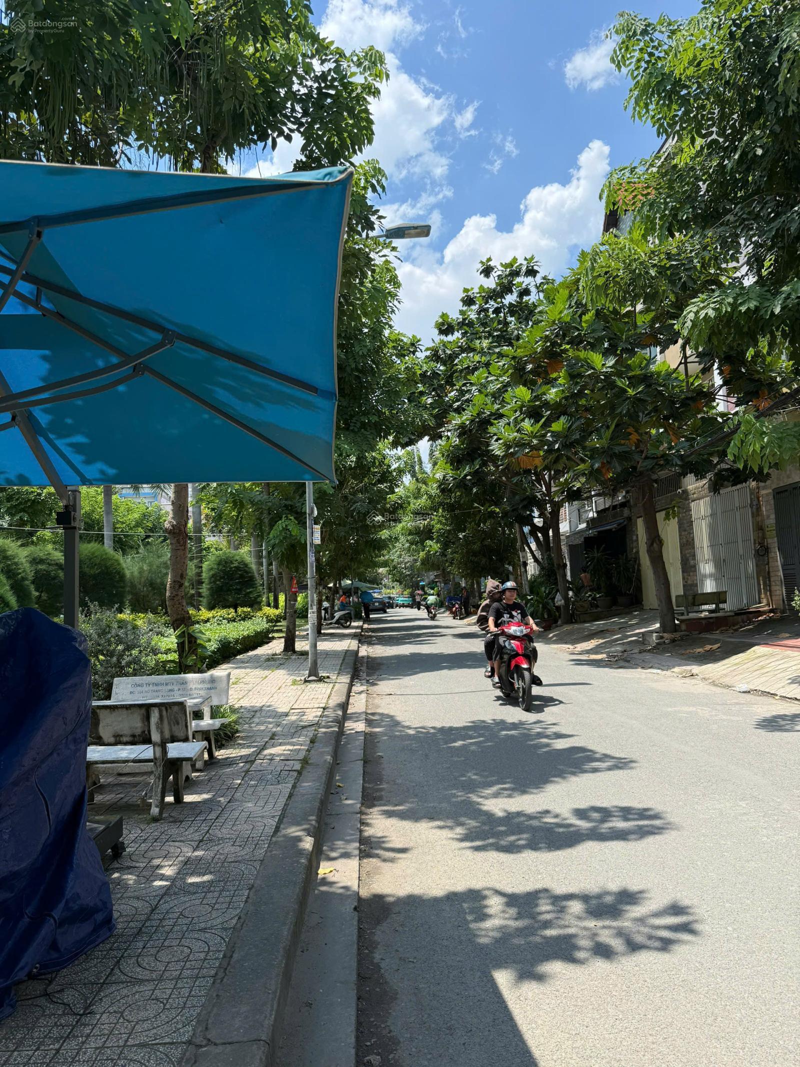 Hiếm! Bán lô đất sát ĐH Văn Lang-Đặng Thùy Trâm P13 Bình Thạnh, 5x20m, công viên trước nhà