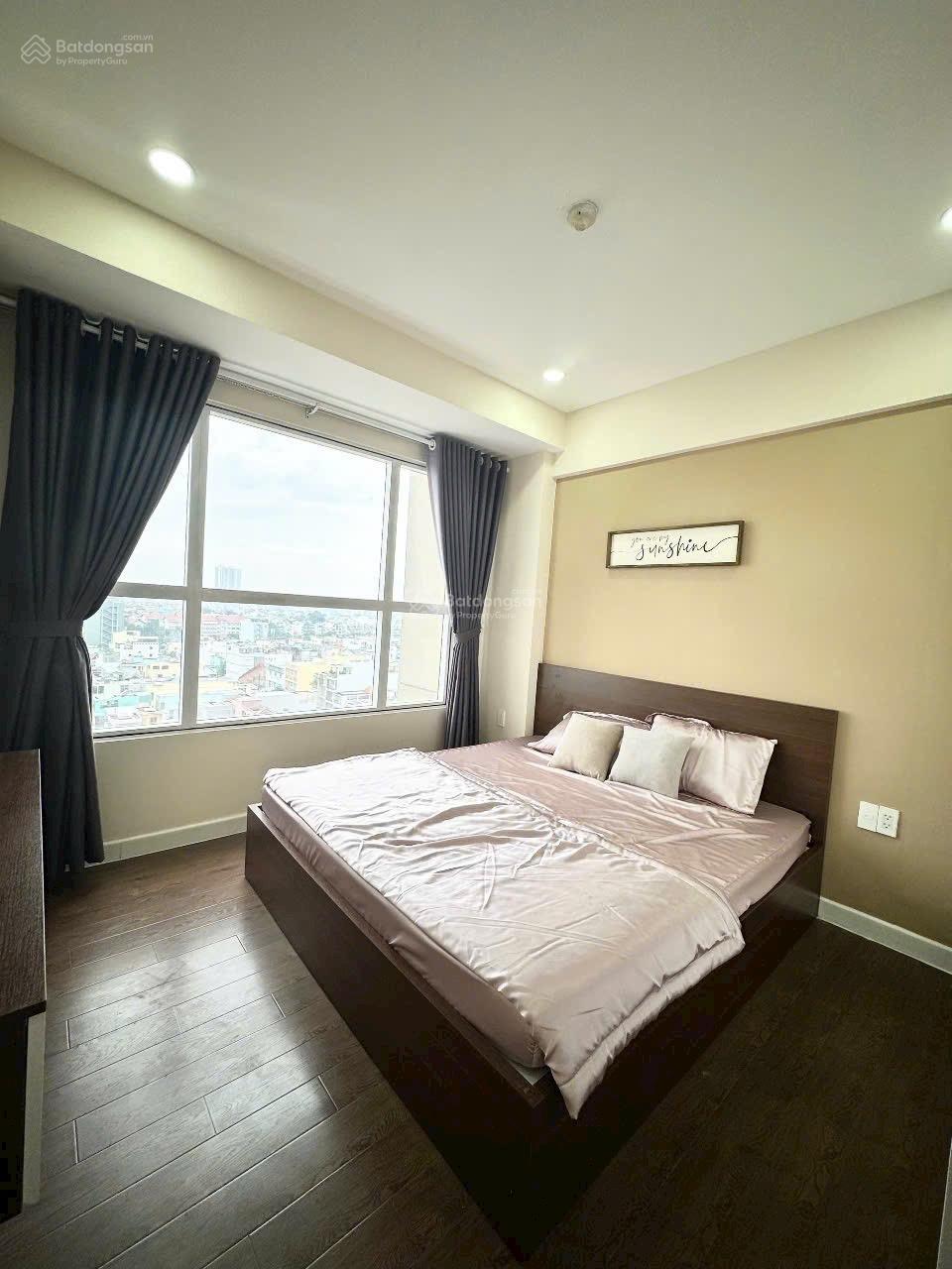 Bán Căn Hộ Hùng Vương Plaza, Hùng Vương, 116m2, 3pn, giá 9,2 tỷ, view Đông nam. LL: 0933 722 *** Kiểm Bán Căn Hộ Hùng Vương Plaza, Hùng Vương, 116m2, 3pn, giá 9,2 tỷ, view Đông nam. LL: 0933 722 *** Kiểm