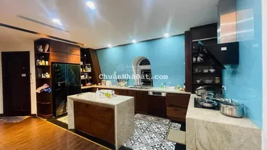 Bán tòa nhà 80m x 8T THANG MÁY phố Tư Đình, Long Biên - LÔ GÓC - GARA 3 Ô TÔ - VIEW EAON 22 tỷ.