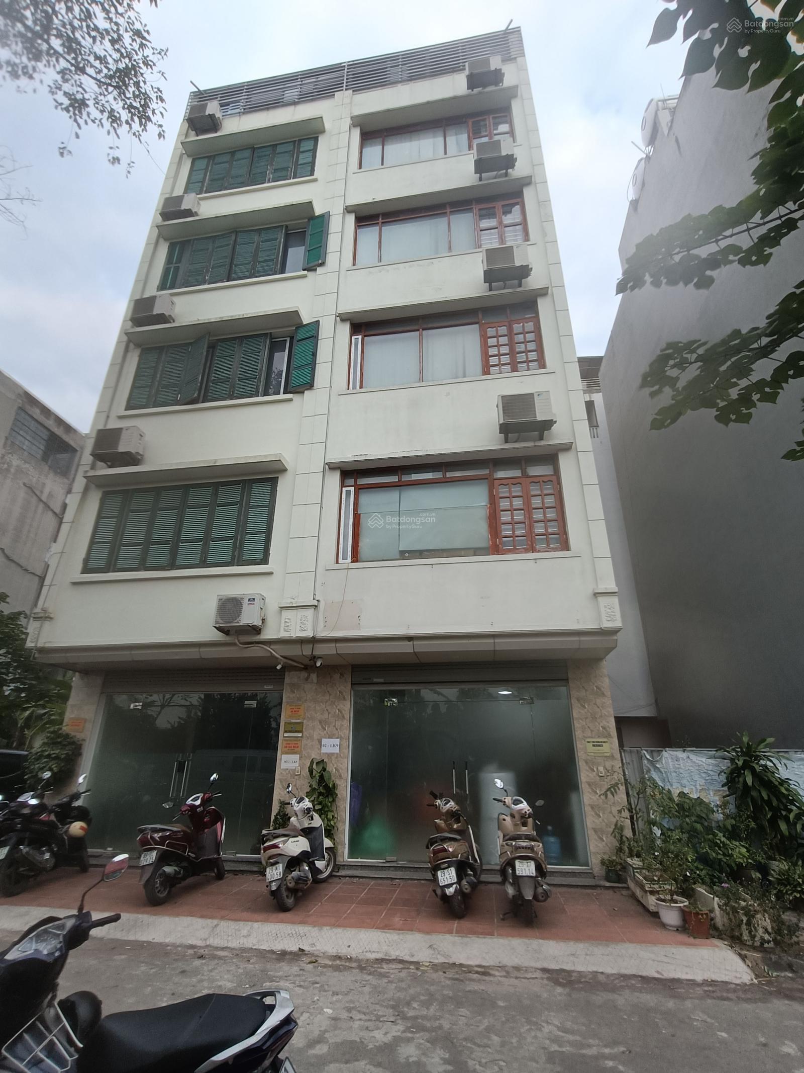 Cho thuê nhà simco vạn Phúc DT 70m x6 tầng, thông sàn thang máy, điều hòa nóng lạnh giá 23 triệu