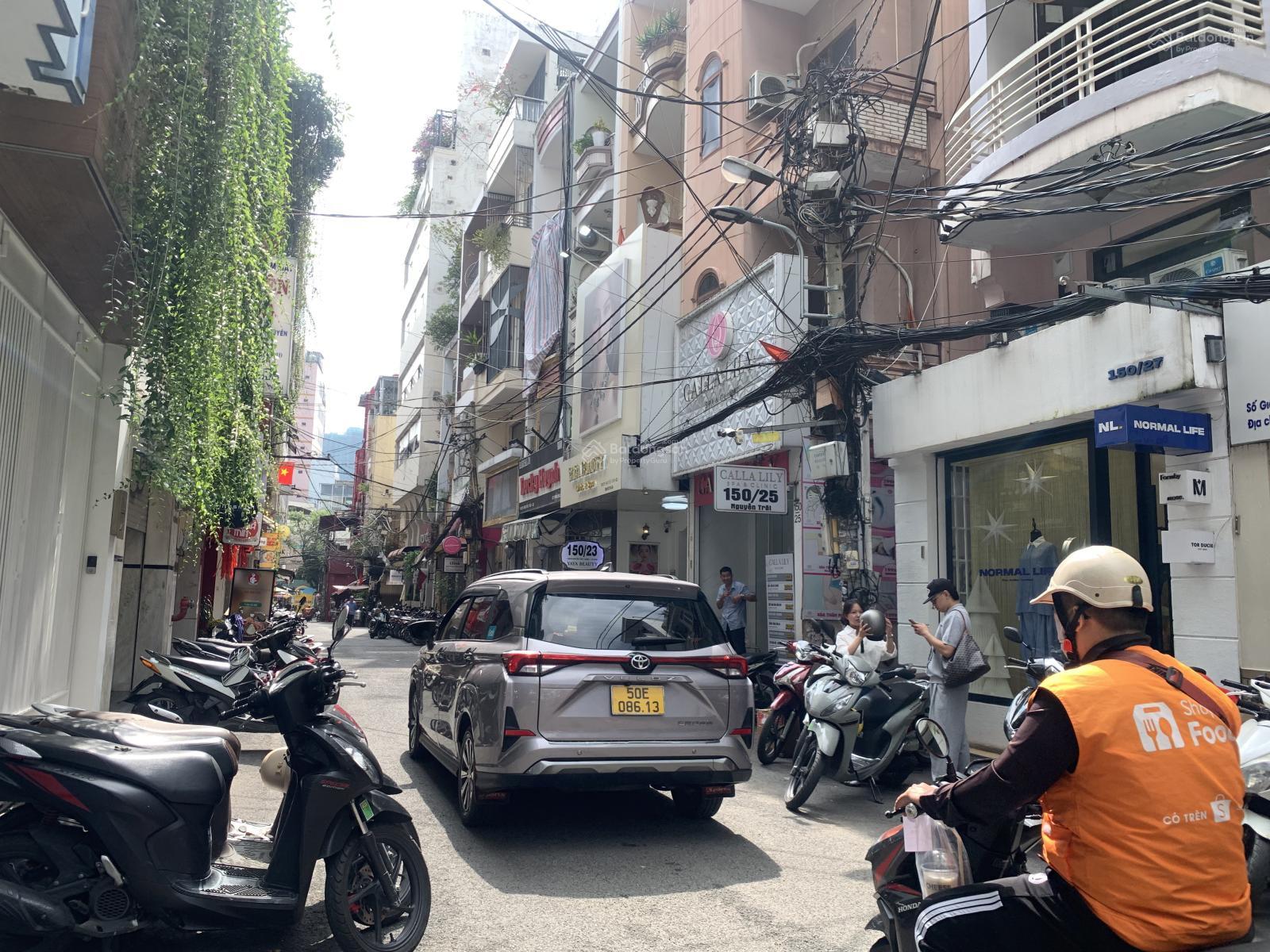 Khách Sạn 6 Tầng Thang Máy Hẻm 150 Nguyễn Trãi Bến Thành Quận 1, DT 82m2 Ngang 4.5m, Chỉ 30 Tỷ Khách Sạn 6 Tầng Thang Máy Hẻm 150 Nguyễn Trãi Bến Thành Quận 1, DT 82m2 Ngang 4.5m, Chỉ 30 Tỷ