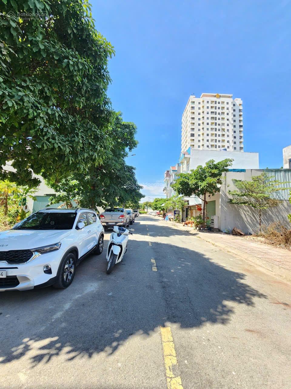 3.3 tỷ/ Bán đất KDC Phúc Đạt gần Vincom, p.Tân Đông Hiệp, Tp.Dĩ An. Đẹp không vướng phong thuỷ 3.3 tỷ/ Bán đất KDC Phúc Đạt gần Vincom, p.Tân Đông Hiệp, Tp.Dĩ An. Đẹp không vướng phong thuỷ