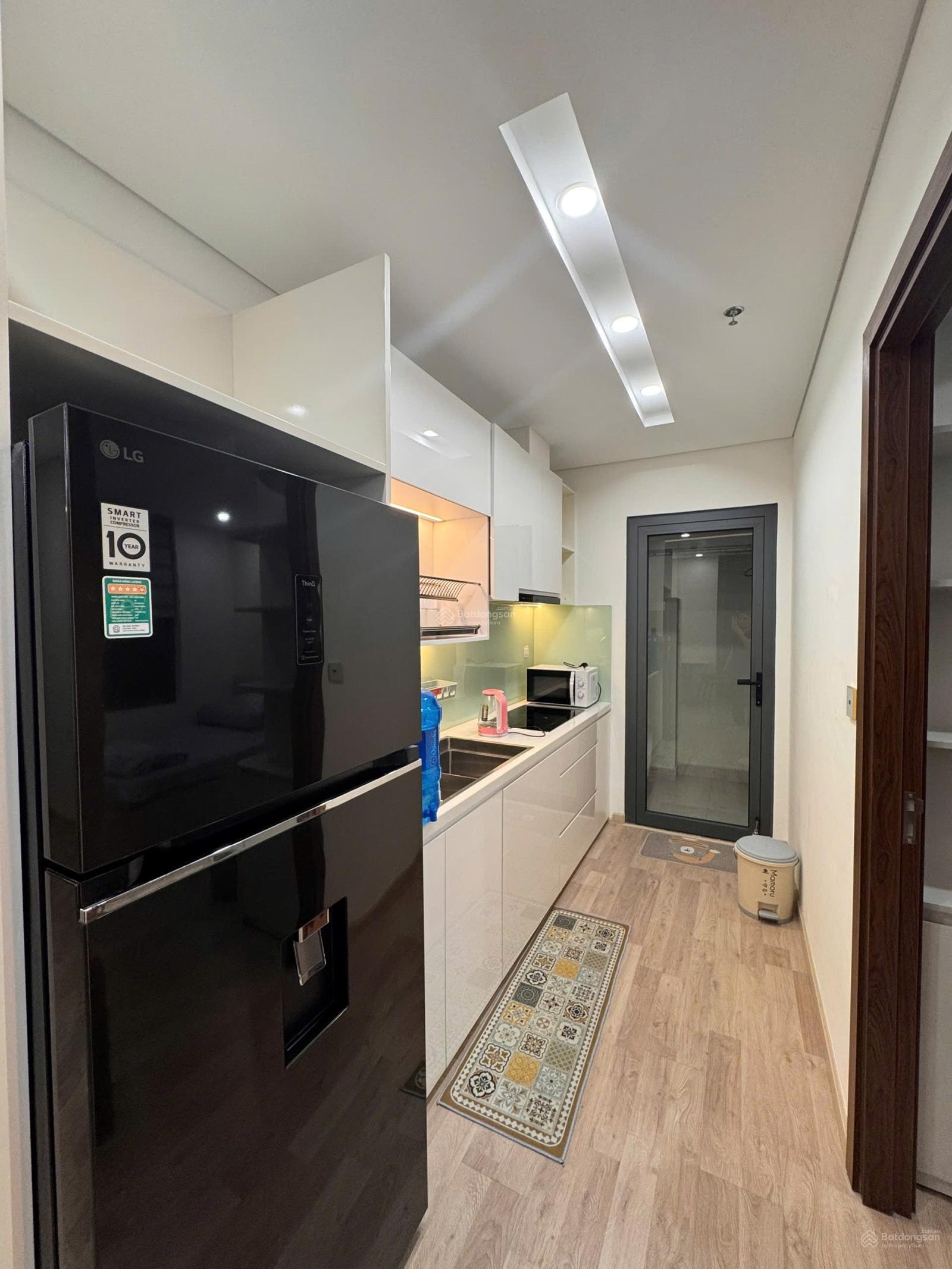 Căn 70 m2, 2 phòng ngủ, 2 nhà vệ sinh, nội thất đẹp chỉ 13,5 triệu, Bancol đông nam, lh 0906 549 ***