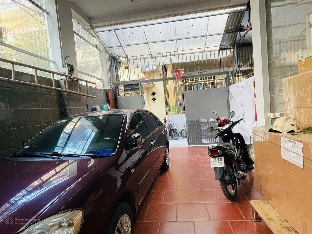 Bán nhà ngõ An Dương Vương, Tây Hồ 4 tầng ô tô đỗ cửa giá 17,7 tỷ