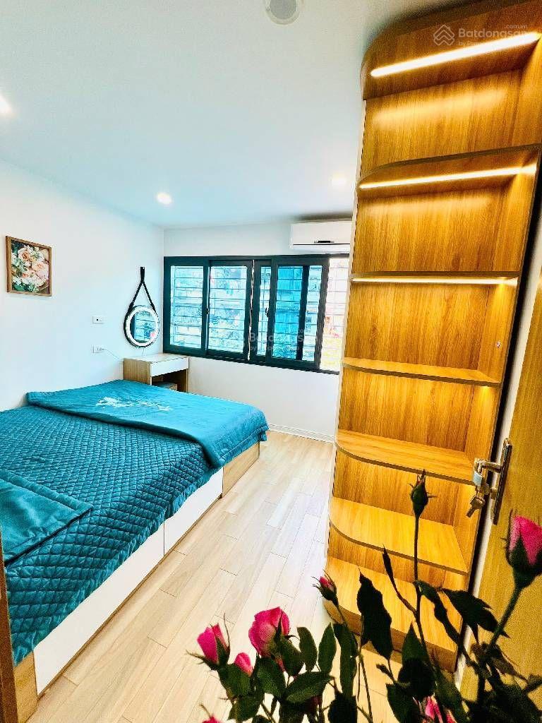 Nhỉnh 3 tỷ Bán tập thể Vĩnh Hồ Thái Thịnh: 65m 2 ngủ thoáng, dân trí tốt, ở luôn tặng nội thất Nhỉnh 3 tỷ Bán tập thể Vĩnh Hồ Thái Thịnh: 65m 2 ngủ thoáng, dân trí tốt, ở luôn tặng nội thất