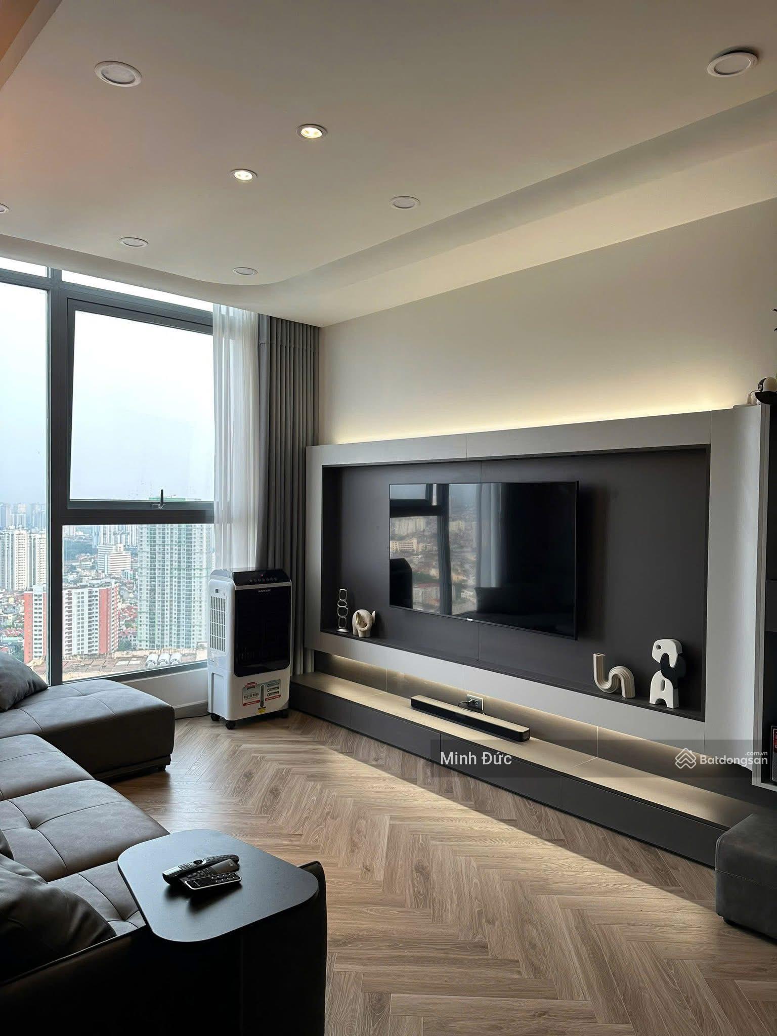 Chính chủ cần bán gấp căn hộ tại Thanh Xuân Complex 2PN, DT 106.9.2m2 hướng TB, BC ĐN.LH 0396 116 ***