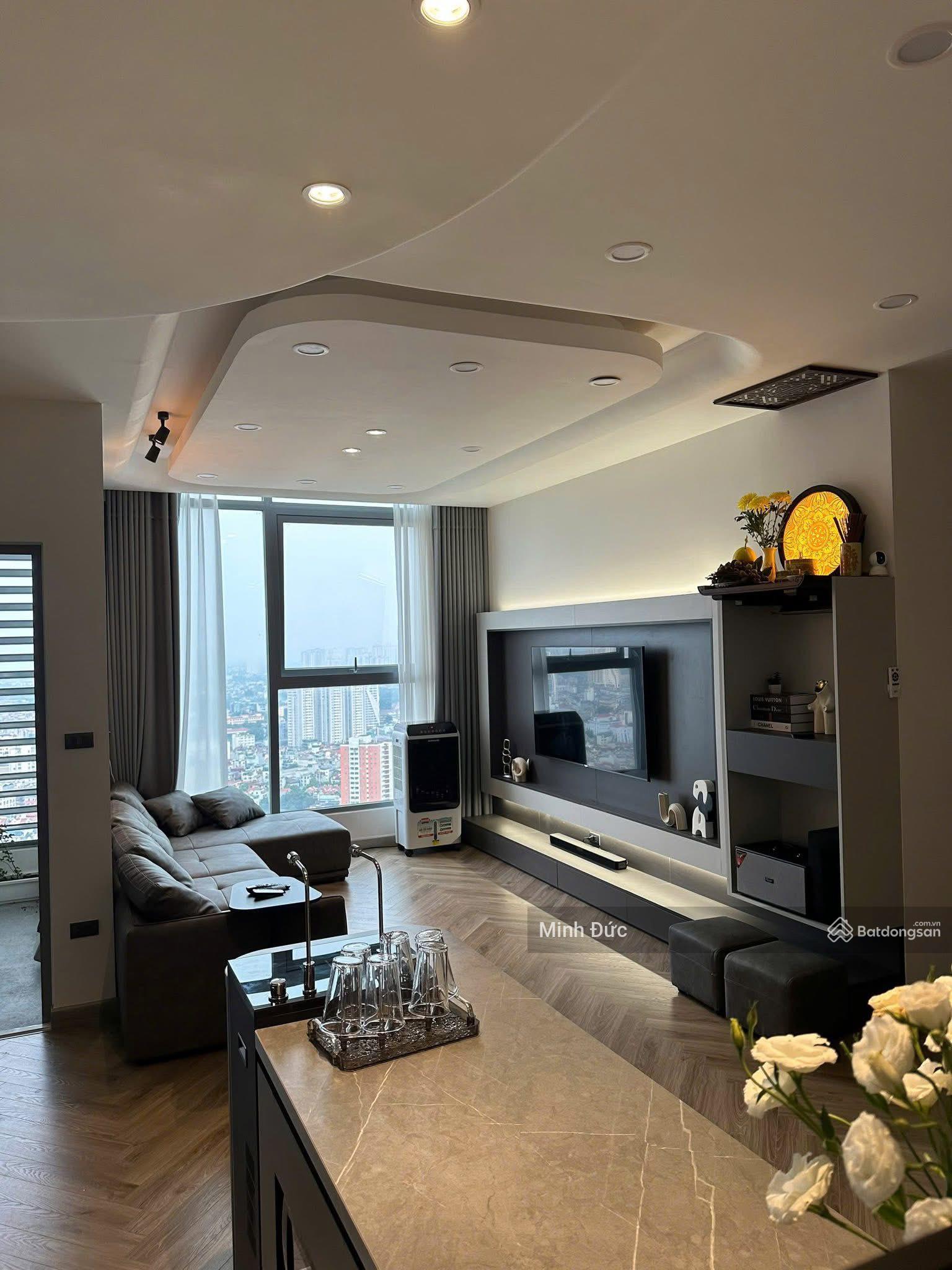 Chính chủ cần bán gấp căn hộ tại Thanh Xuân Complex 2PN, DT 106.9.2m2 hướng TB, BC ĐN.LH 0396 116 ***