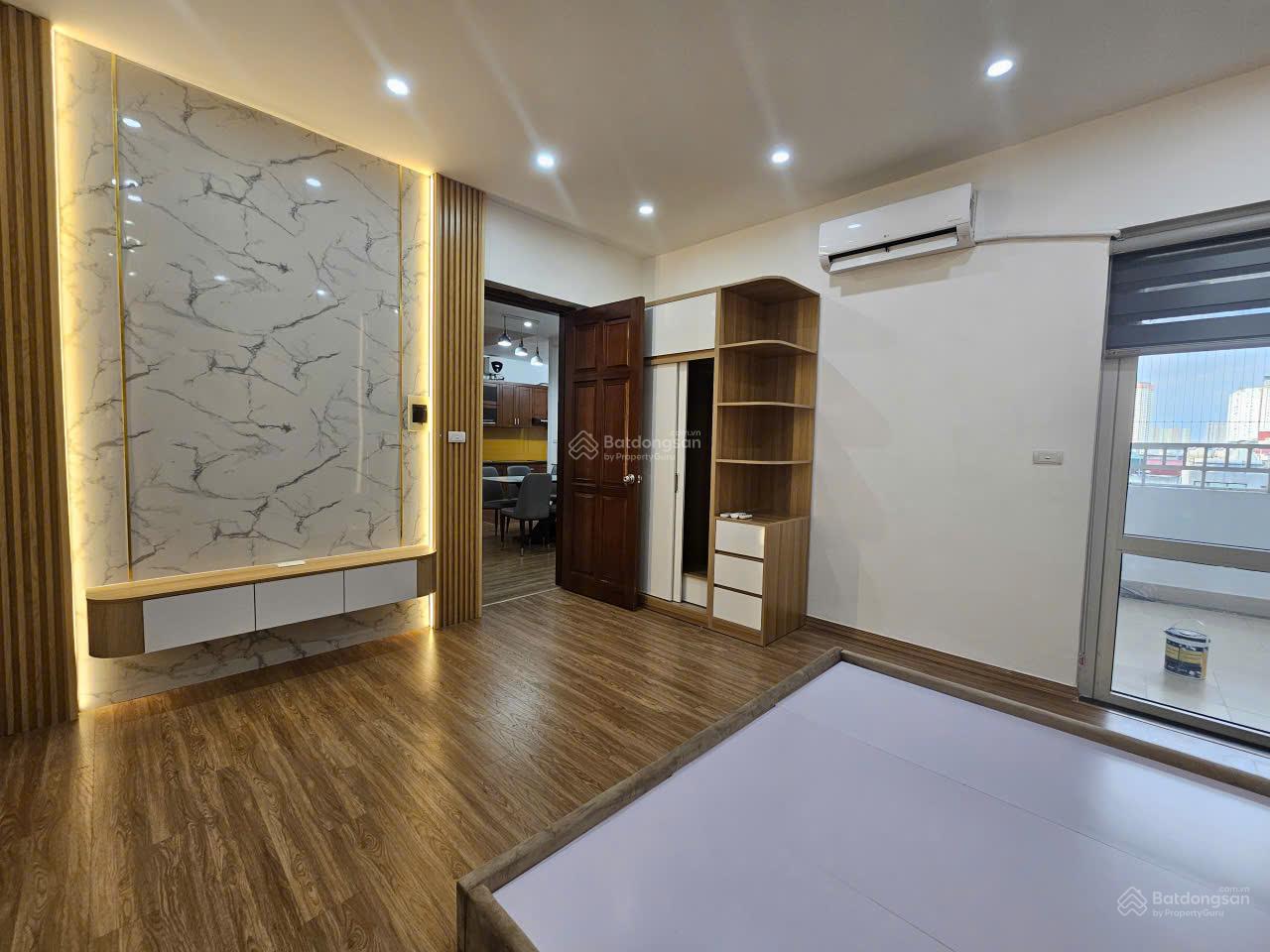 cho thuê căn 3 ngủ 133m full nội thất tại cc Ngô Thị Nhậm lh 0878 800 *** cho thuê căn 3 ngủ 133m full nội thất tại cc Ngô Thị Nhậm lh 0878 800 ***