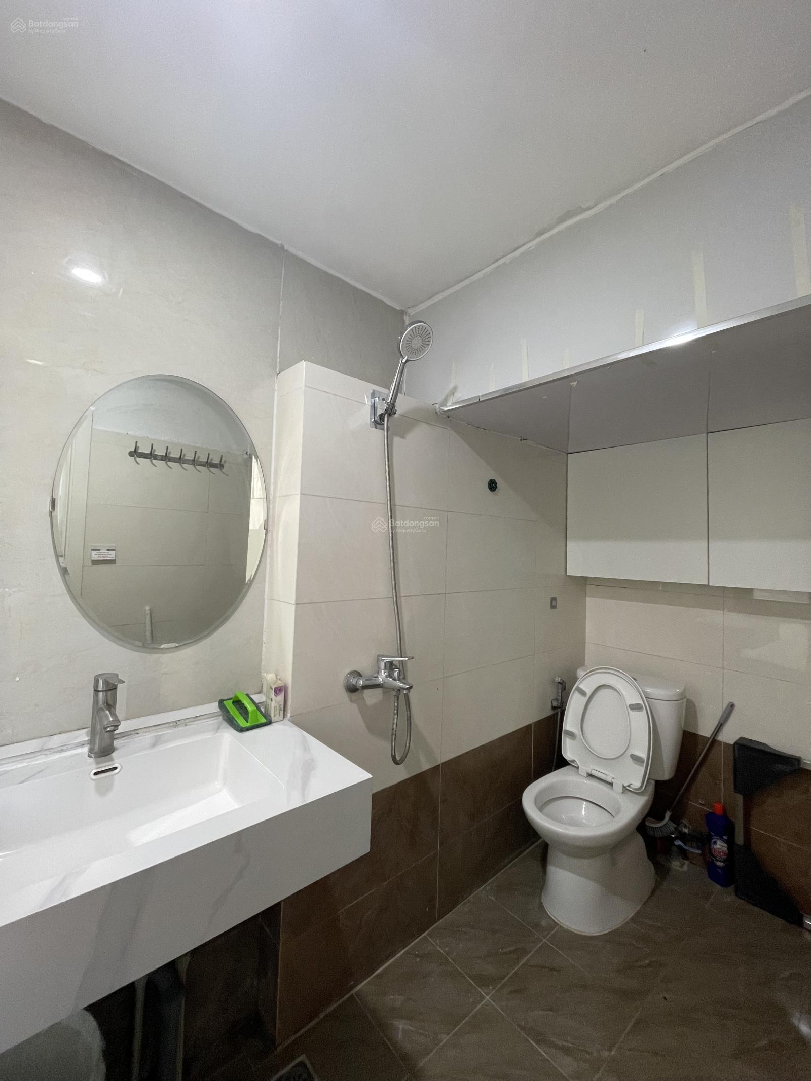 Chỉ 3 ty85! Tập thể phố Thái Thịnh Đống Đa - 2PN riêng biệt - Khách & bếp tách biệt