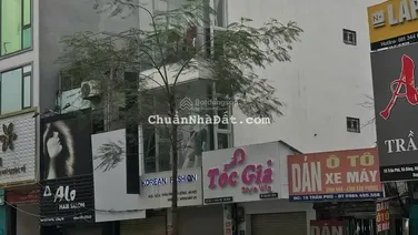 Bán nhà mặt phố tại Trần Phú, Hà Đông, giá tốt, 50m2, 5 tầng, vỉa hè, kinh doanh, hàng hiếm.