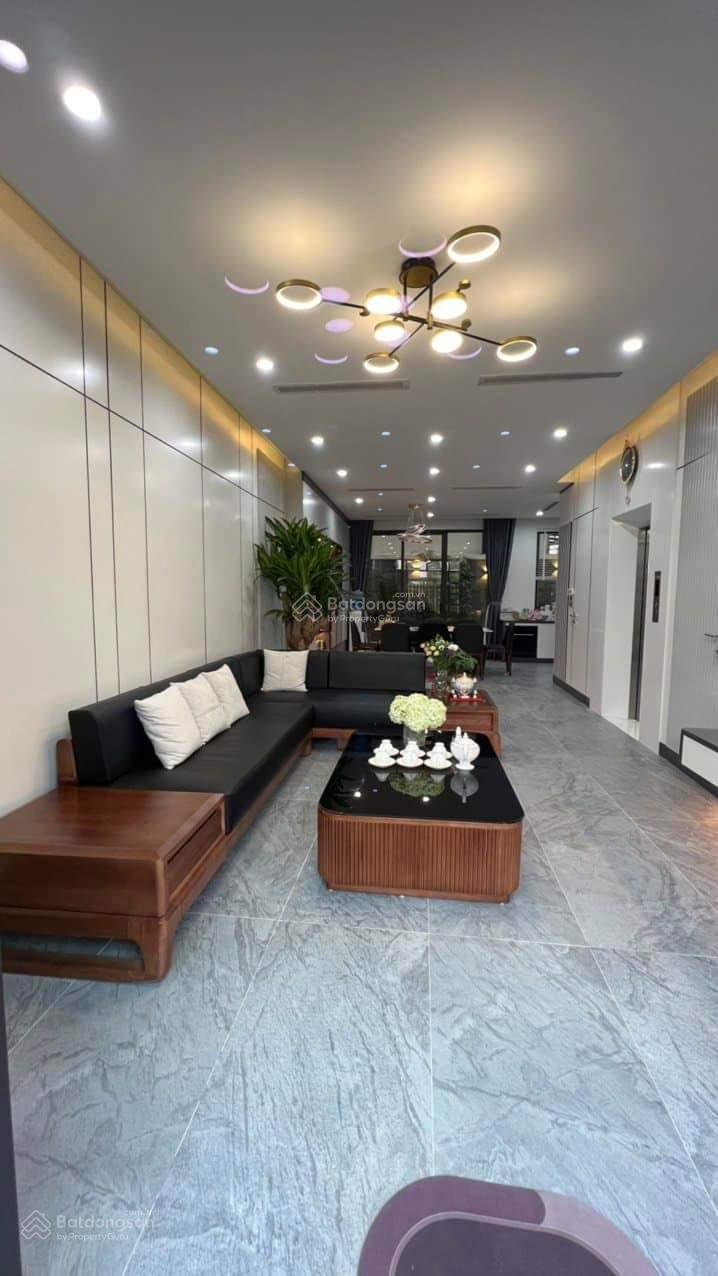 Bán nhà mặt phố tại Trần Phú, Hà Đông, giá tốt, 50m2, 5 tầng, vỉa hè, kinh doanh, hàng hiếm. Bán nhà mặt phố tại Trần Phú, Hà Đông, giá tốt, 50m2, 5 tầng, vỉa hè, kinh doanh, hàng hiếm.