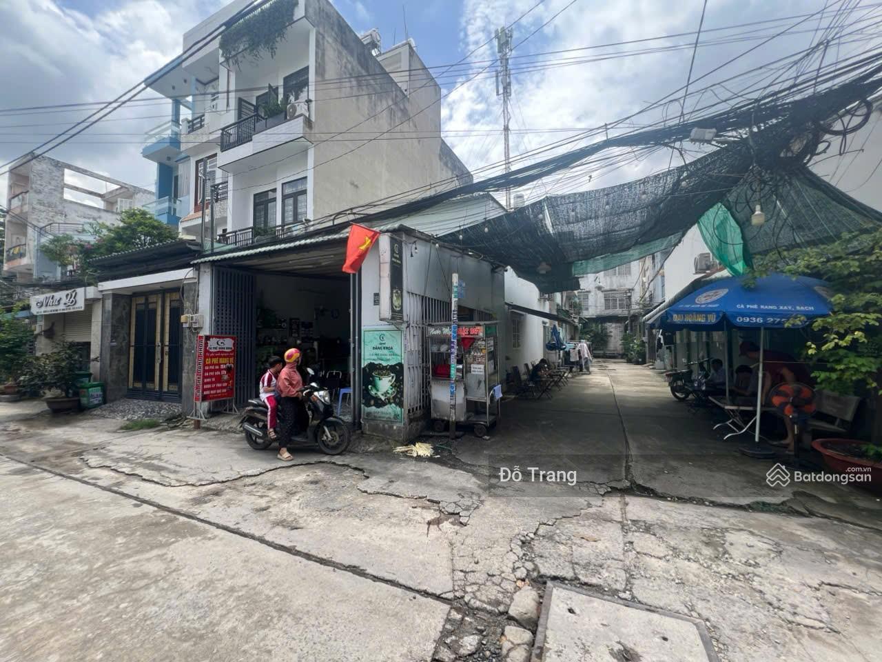 Tôi chính chủ cần bán nhà góc 2 mặt tiền đường Liên Khu 4 - 5