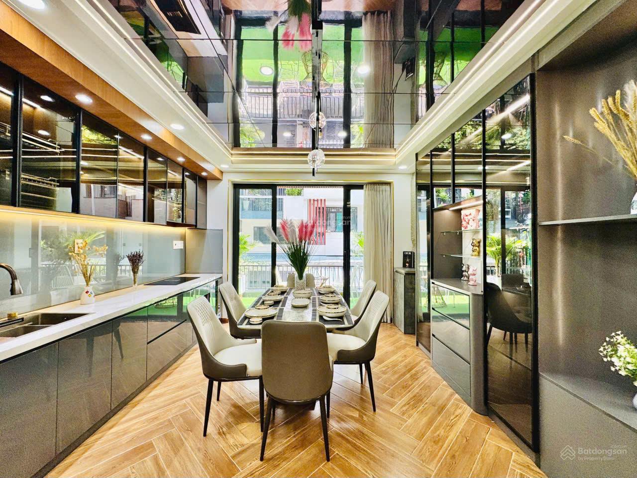 Bán gấp nhà riêng 6PN, 6WC, 88m2, 14,8 tỷ tại Đặng Thùy Trâm, p13, Bình Thạnh, HCM