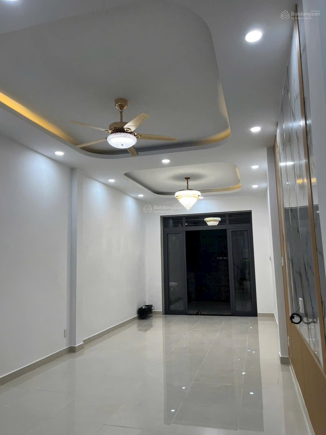 Bán nhà 3 tầng mới khu bàn cờ 76,7 m2 giá 6,5 tỷ Phường Nha Trang! Bán nhà 3 tầng mới khu bàn cờ 76,7 m2 giá 6,5 tỷ Phường Nha Trang!