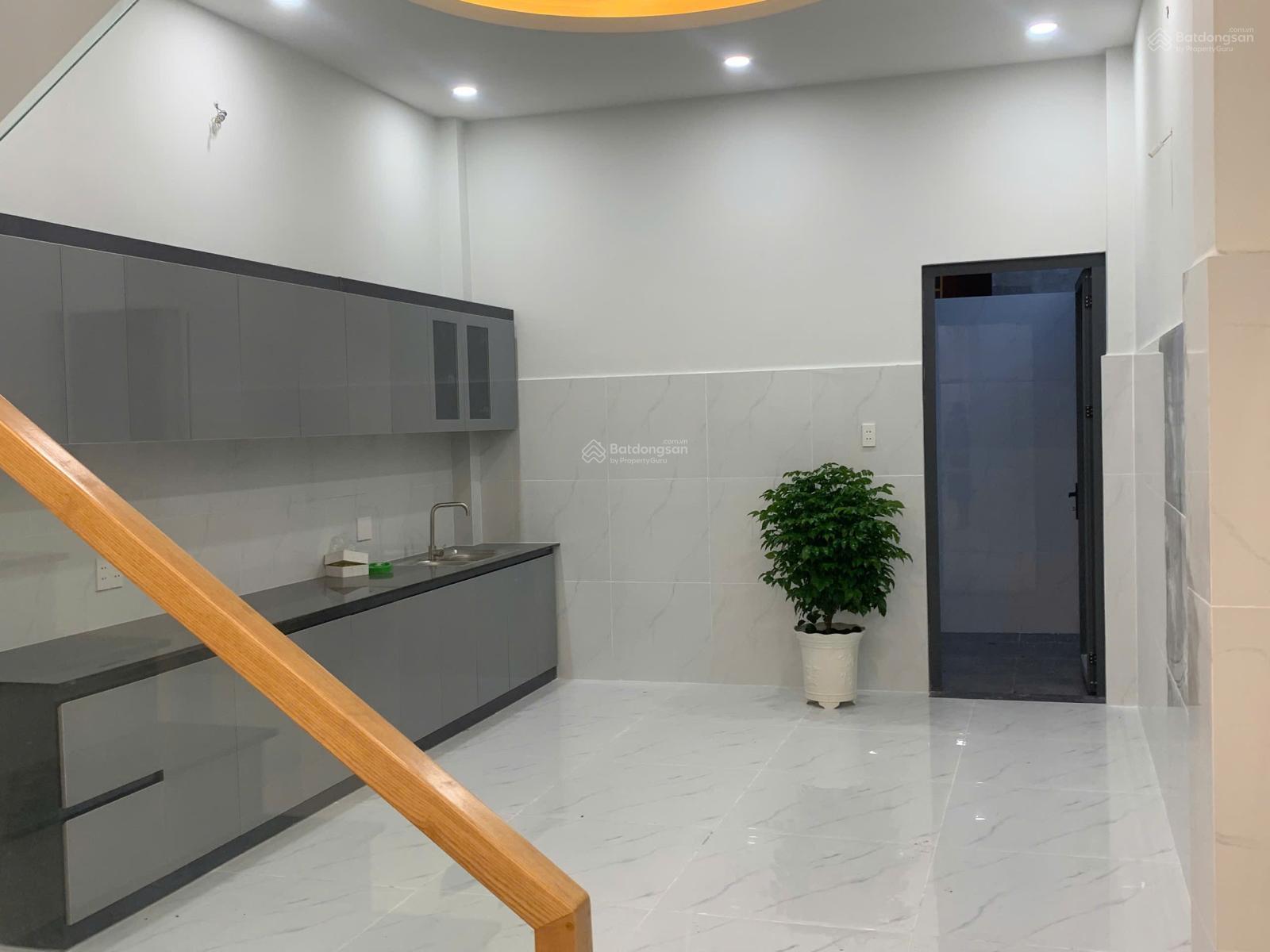 Bán nhà 3PN , Hướng Tây Bắc _ Đường Lê Văn Việt , Long Thạnh Mỹ , Quận 9