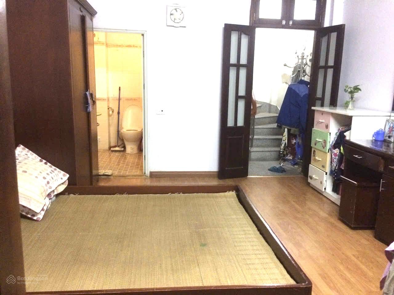 Cho thuê nhà 30m2, 5 tầng, full đồ, ở luôn tại Xuân Đỉnh, cách ô tô tránh 50m. LHCC 0988 823 *** Cho thuê nhà 30m2, 5 tầng, full đồ, ở luôn tại Xuân Đỉnh, cách ô tô tránh 50m. LHCC 0988 823 ***