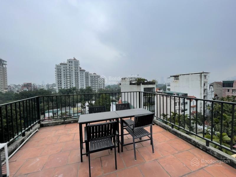 Bán toà nhà dạng apartment cho thuê 7 tầng, thang máy nội thất xịn, giá bán rẻ