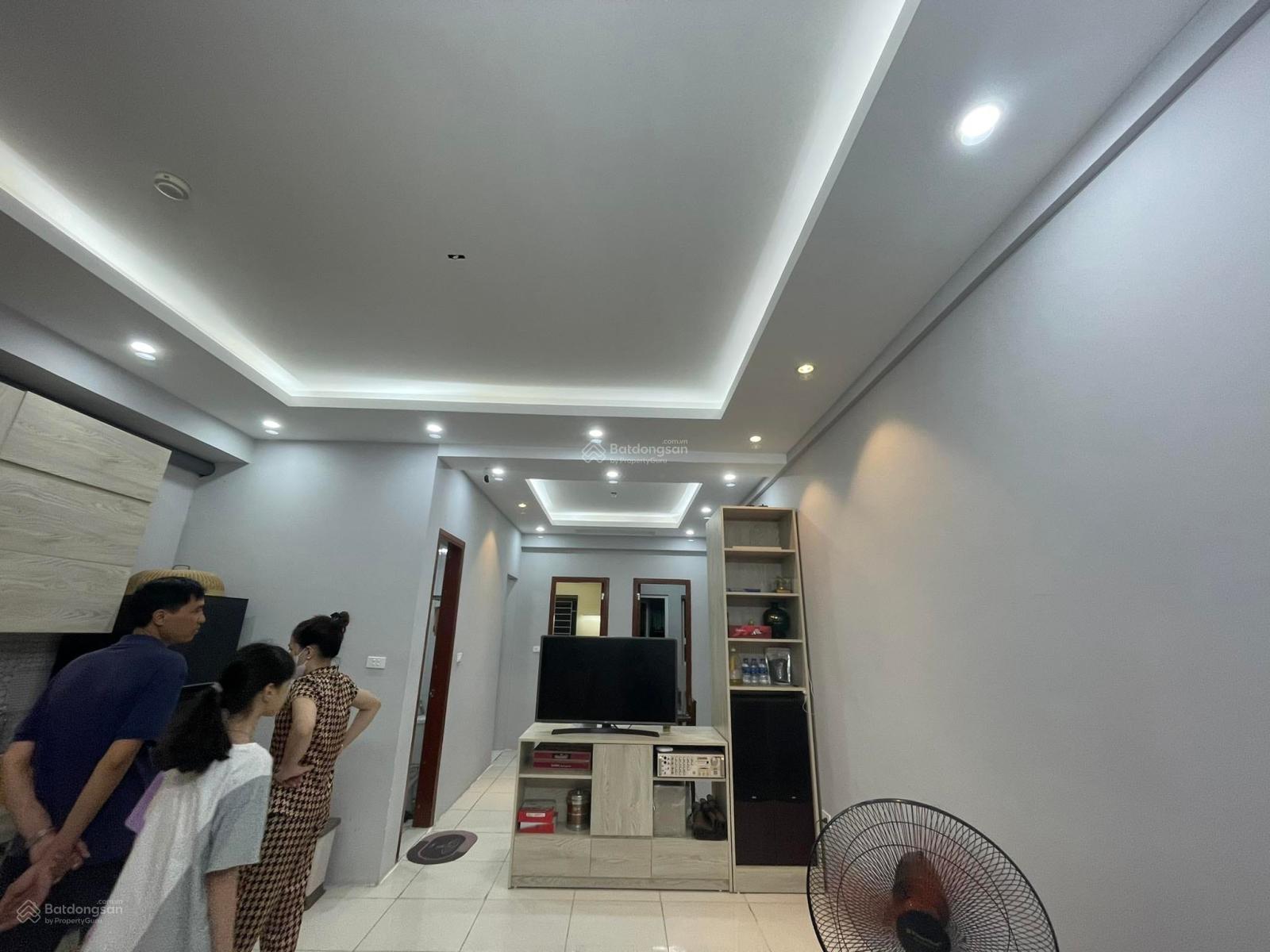 Bán căn view hồ tại VP6 Linh Đàm, 3,39 tỷ. 2 phòng ngủ view hồ thoáng rộng 66m