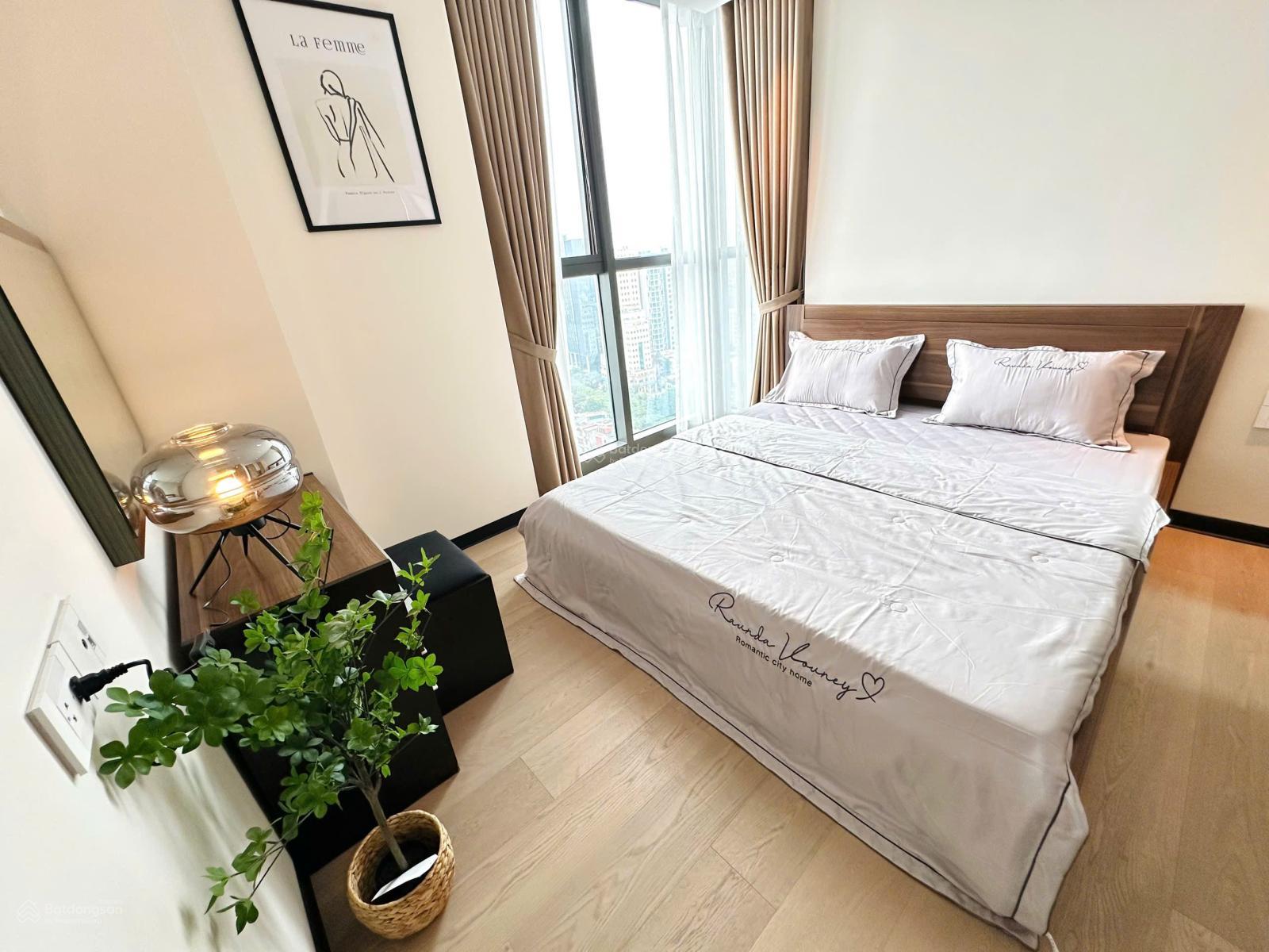 Gia đình cần bán căn 2pn 50m tòa Eco Green , full nội thất ,giá 4.5 tỷ.lh 0977 632 *** Gia đình cần bán căn 2pn 50m tòa Eco Green , full nội thất ,giá 4.5 tỷ.lh 0977 632 ***