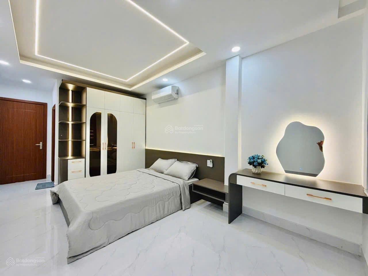 BÁN NHÀ ĐẸP 2 TẦNG ĐÓN TẾT 2026 ~- Mặt tiền 527 Nguyễn Văn Khối P8 Gò Vấp.