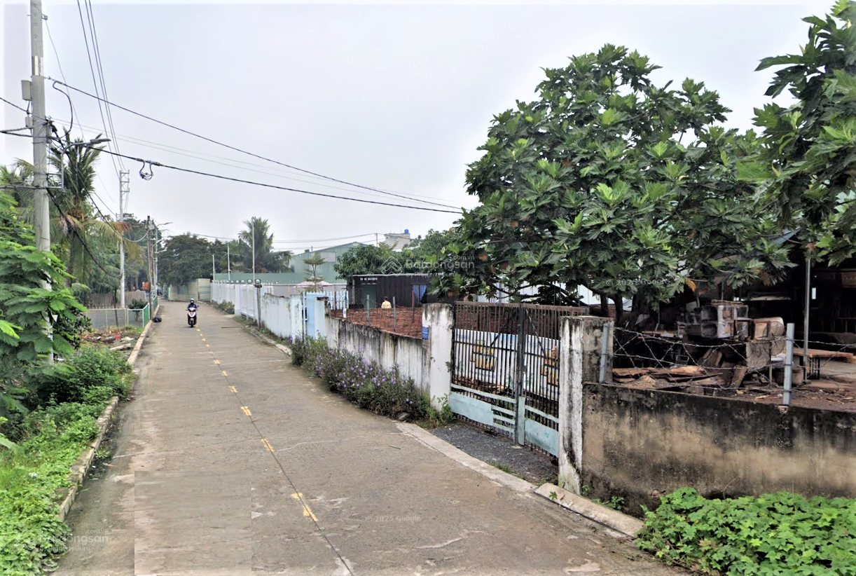 Bán kho xưởng mặt tiền Thạnh Lộc 56, DT: 8x30m, giá 9.4 tỷ tl