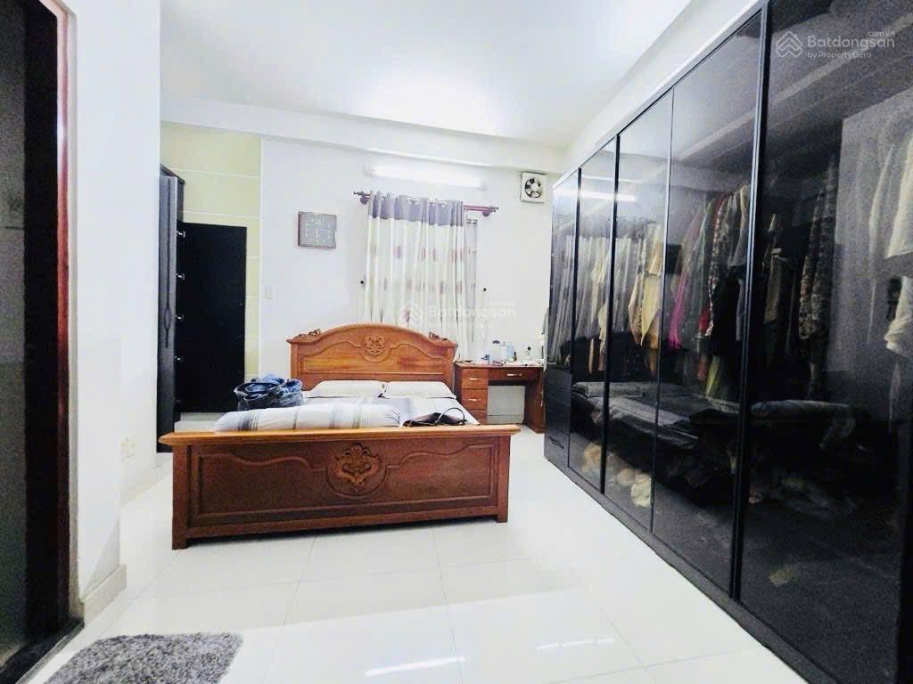 Bán nhà 5x17m - 4 tấm mới đẹp mặt tiền phường Tân Sơn Nhì, Tân Phú - Giáp Tân Bình giá 12,5 tỷ TL