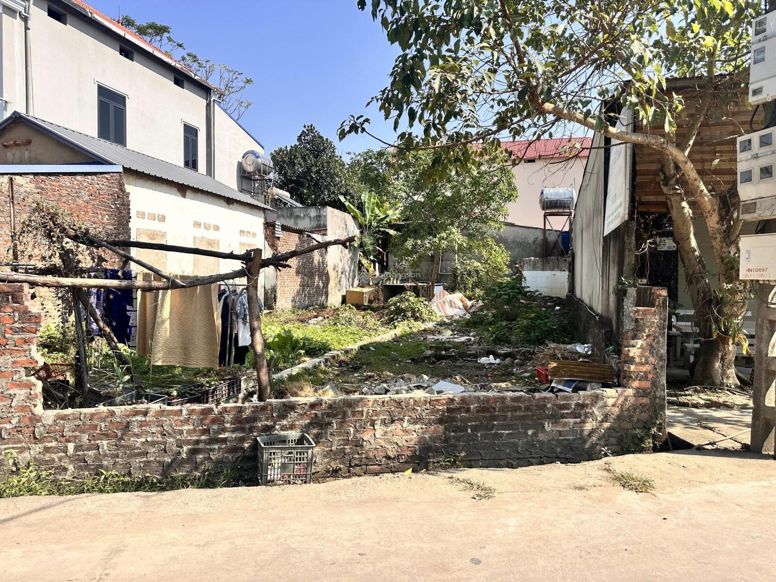 Đất trục chính kinh doanh Hồng Kỳ, Sóc Sơn Đường rộng 5m ô tô tránh, trục chính đông dân