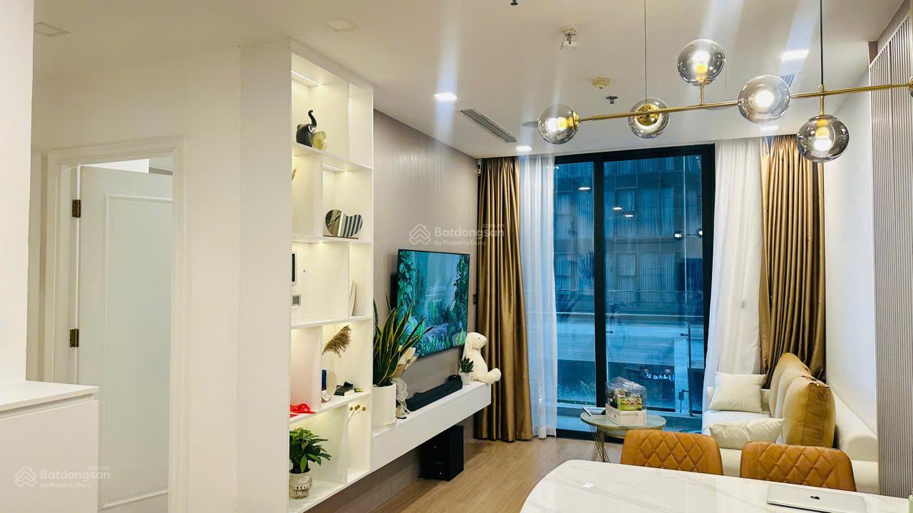 Nhận nhà ngay full nội thất 1PN Vinhomes Bason Q1 giá chỉ 17tr LH Nguyên 0979 934 ***