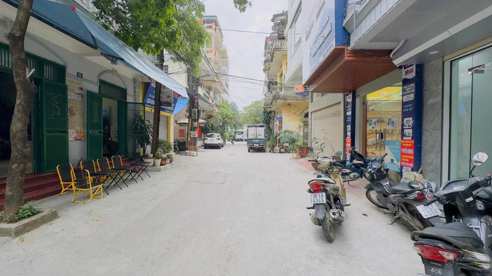 BÁN NHÀ PHỐ ĐÊ LA THÀNH - HOÀNG CẦU VOI PHỤC - 132M - MẶT TIỀN 8,8M - ÔTÔ TRÁNH - GIÁ 41 TỶ