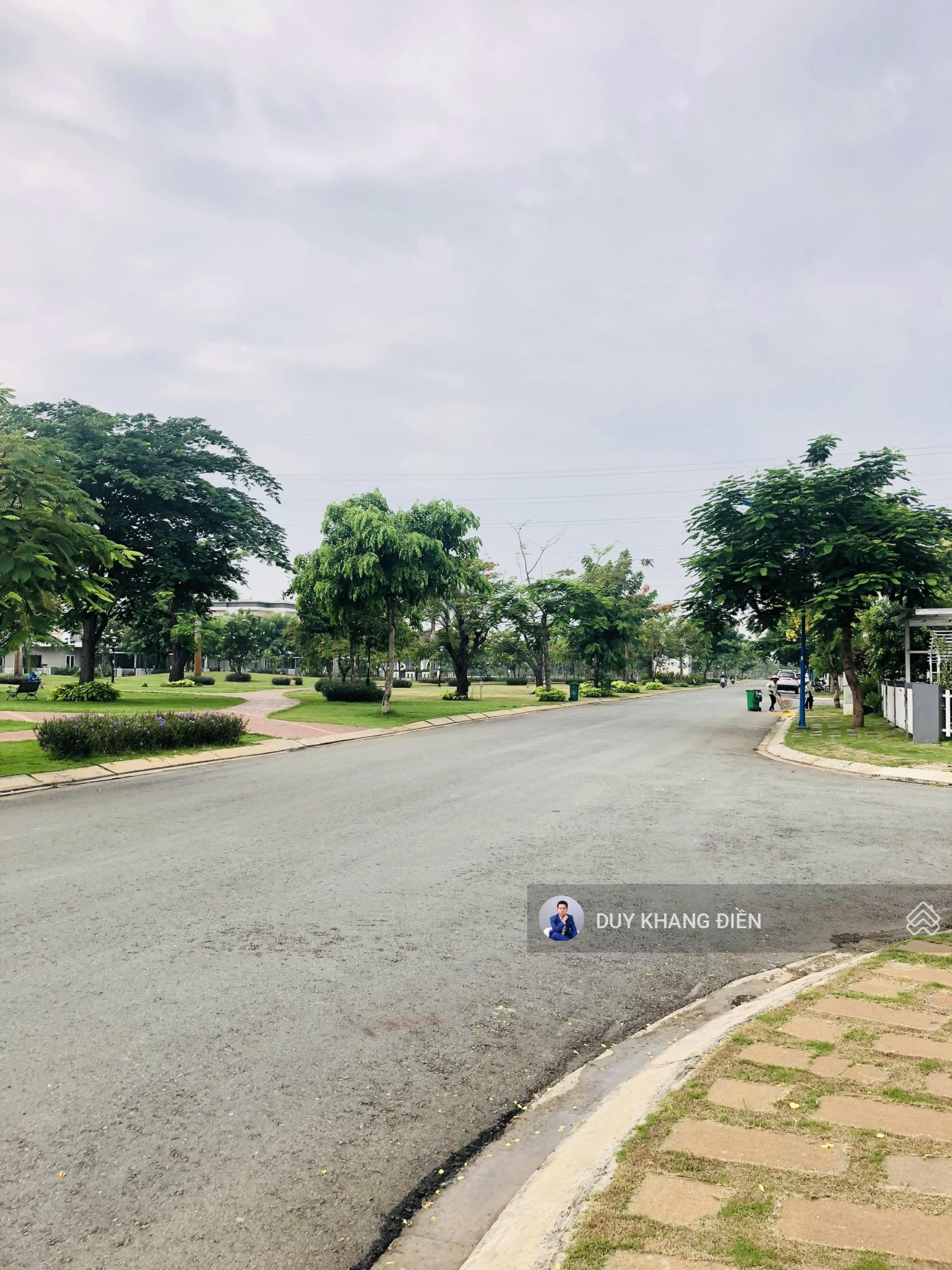 BT Song Lập Melosa Khang Điền 8x18m - View Công Viên -3 Tầng - 4PN 5WC -Sân Ô Tô Riêng - BV 24/7 BT Song Lập Melosa Khang Điền 8x18m - View Công Viên -3 Tầng - 4PN 5WC -Sân Ô Tô Riêng - BV 24/7