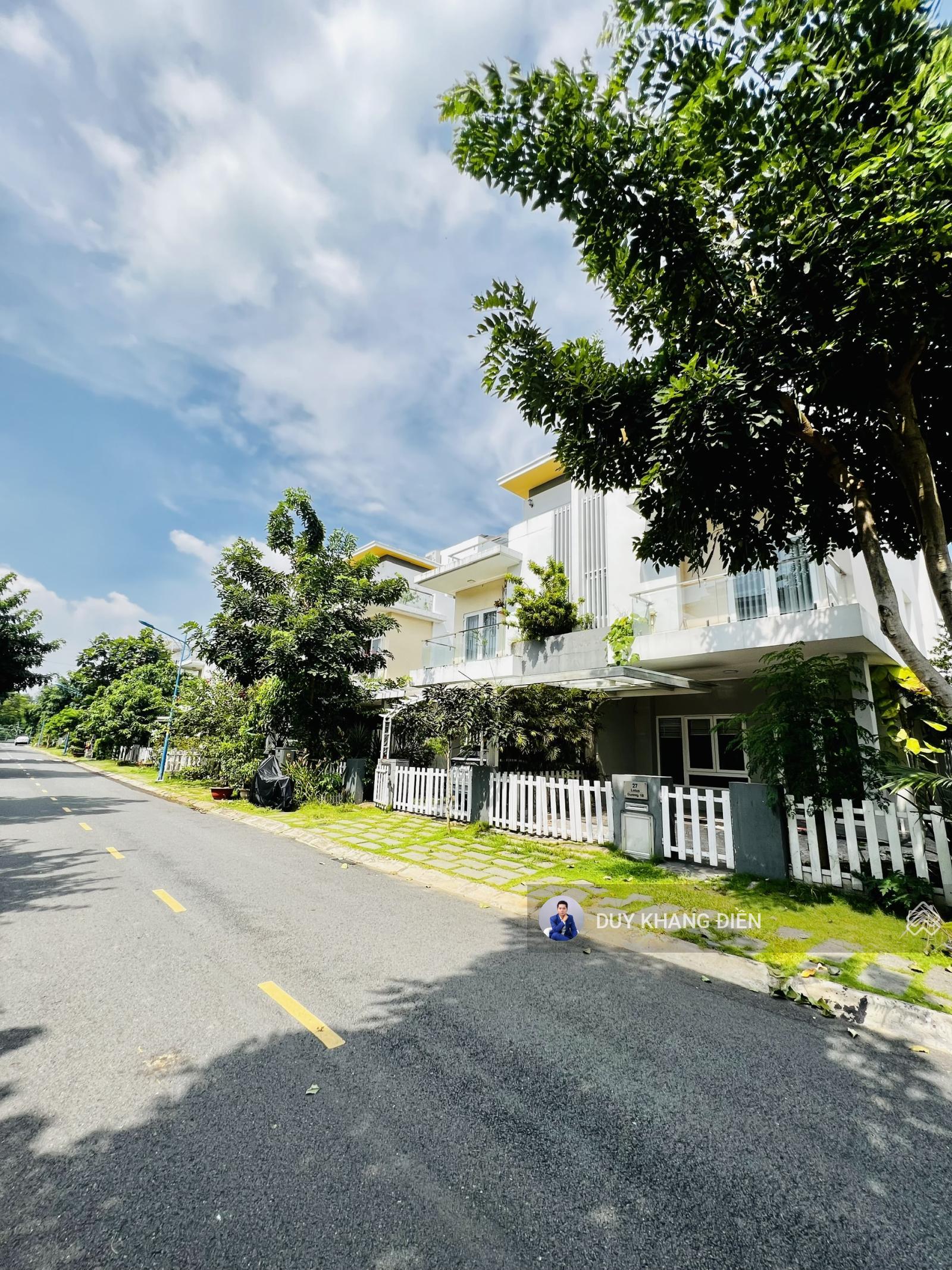 BT Song Lập Melosa Khang Điền 8x18m - View Công Viên -3 Tầng - 4PN 5WC -Sân Ô Tô Riêng - BV 24/7 BT Song Lập Melosa Khang Điền 8x18m - View Công Viên -3 Tầng - 4PN 5WC -Sân Ô Tô Riêng - BV 24/7