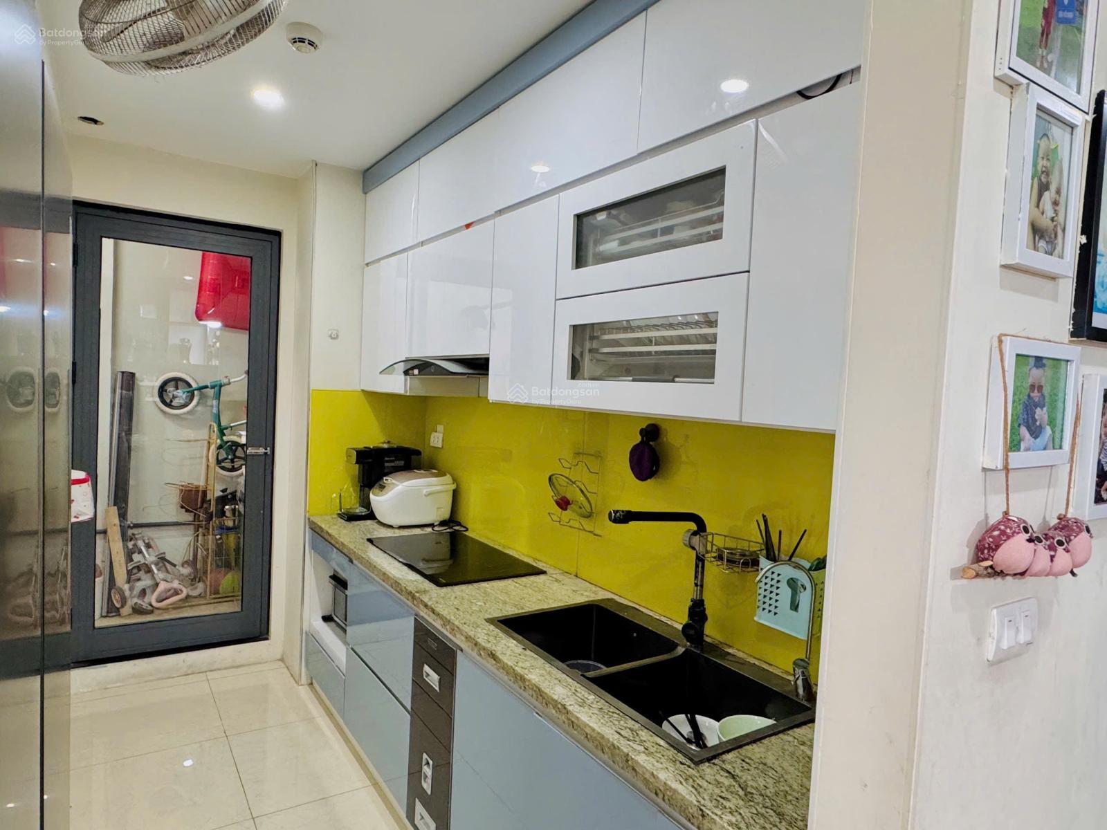 Bán căn hộ Homeland 69m2 2pn2vs full nội thất tầng trung , hướng tây bắc view cầu đông trù