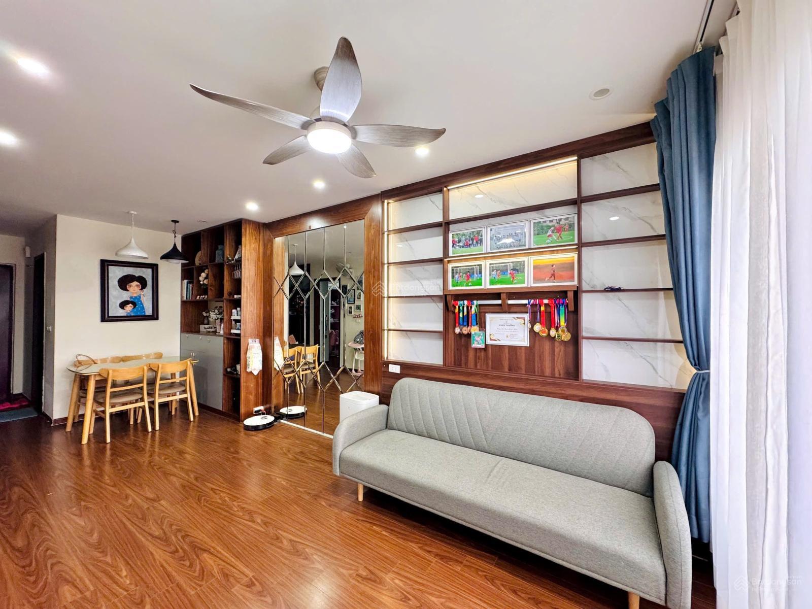 Bán căn hộ Homeland 69m2 2pn2vs full nội thất tầng trung , hướng tây bắc view cầu đông trù