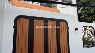 Bán nhà mới xây 100%, căn góc 160 Nguyễn Văn Quỳ,chỉ 7ty2