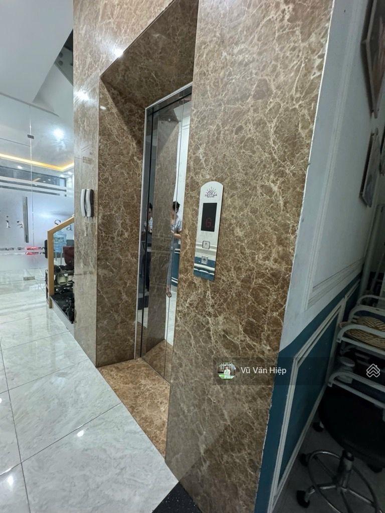 Nhà 5 tầng thang máy, DT 4x25m, đường 8m gồm 6PN 8WC chỉ hơn 10 tỷ Tân Hoà Đông